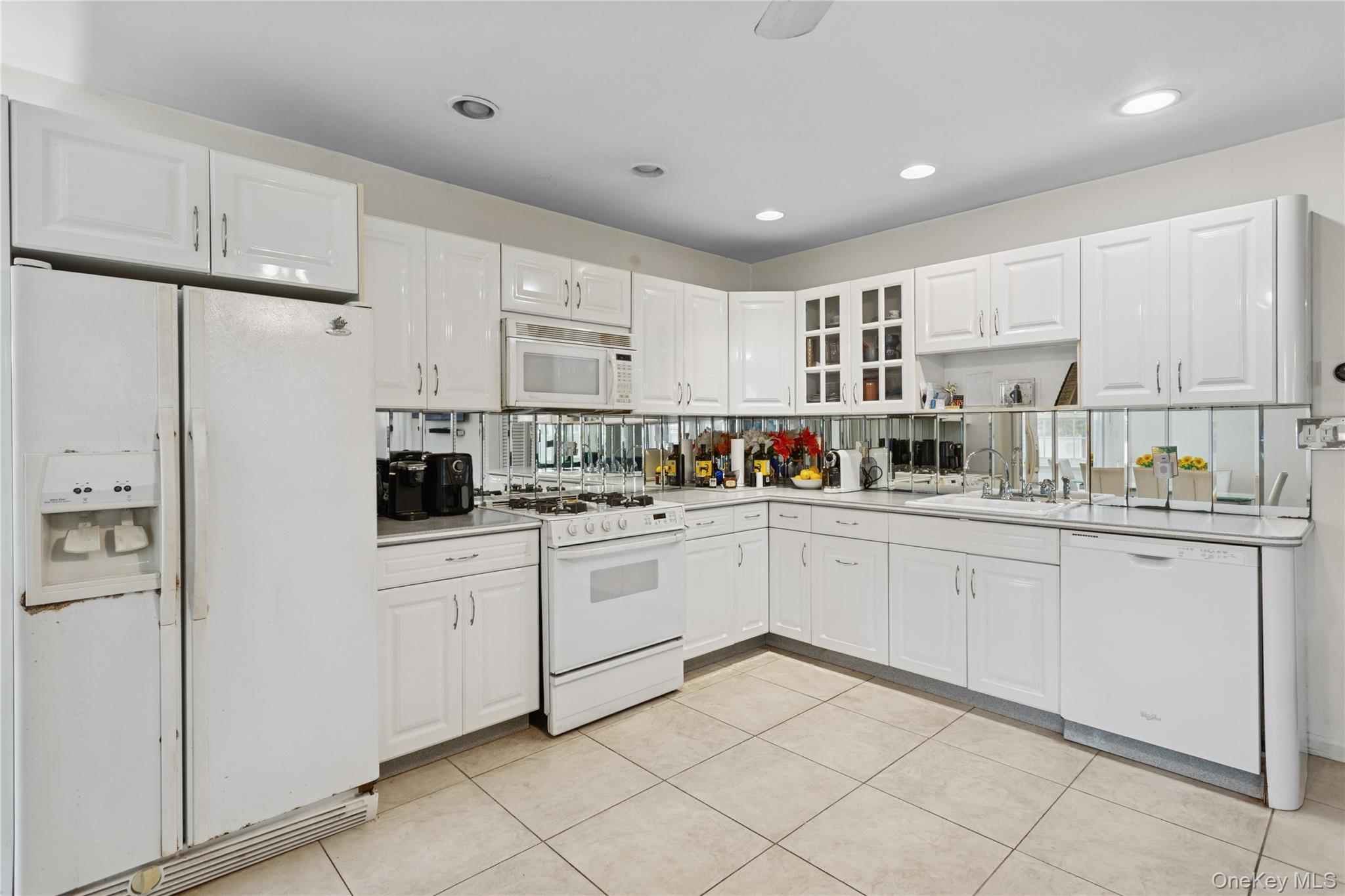 #8 photo, 115110 232nd Street, Cambria Heights , NY 11411