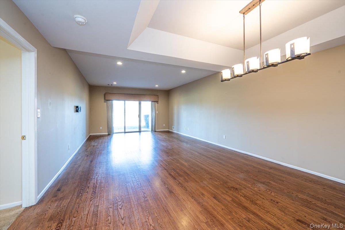 #17 photo, 97 Windwatch Drive, সাফোক কাউন্টি Hauppauge , NY 11788