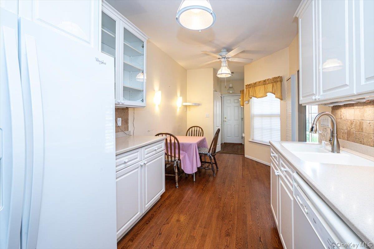 #6 photo, 97 Windwatch Drive, সাফোক কাউন্টি Hauppauge , NY 11788