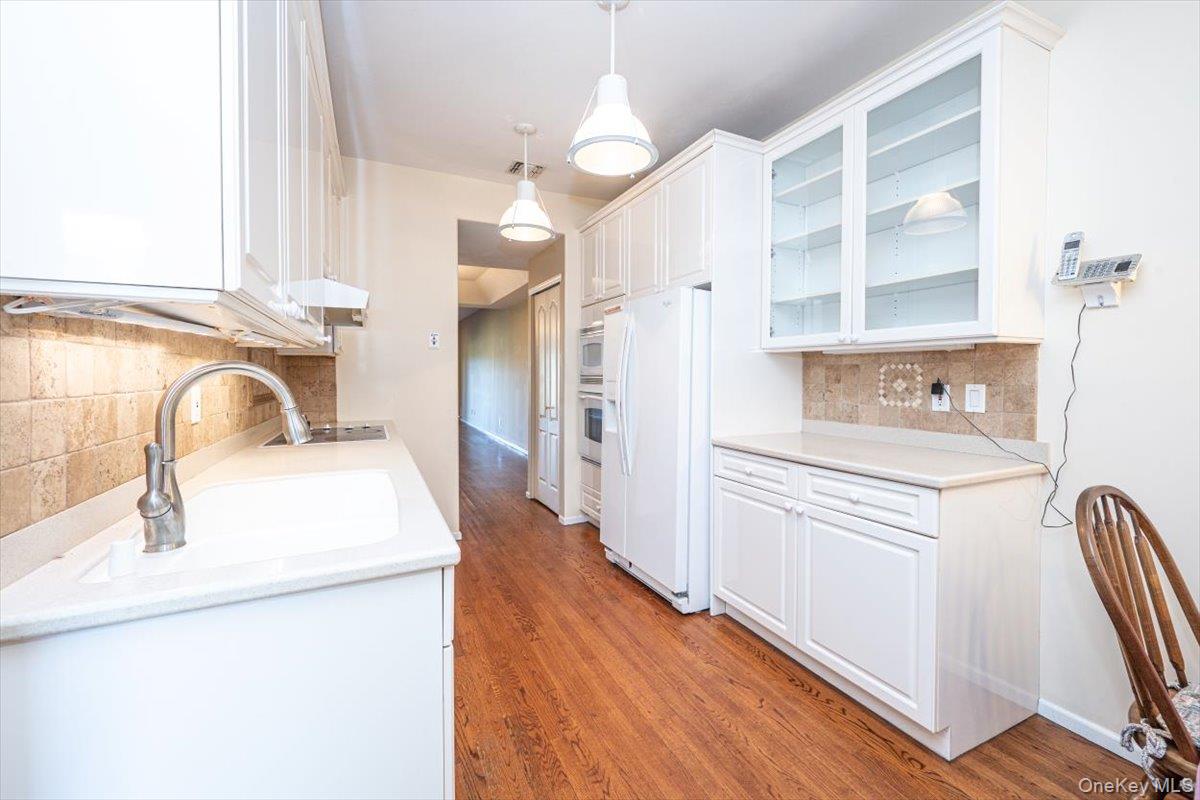 #8 photo, 97 Windwatch Drive, সাফোক কাউন্টি Hauppauge , NY 11788