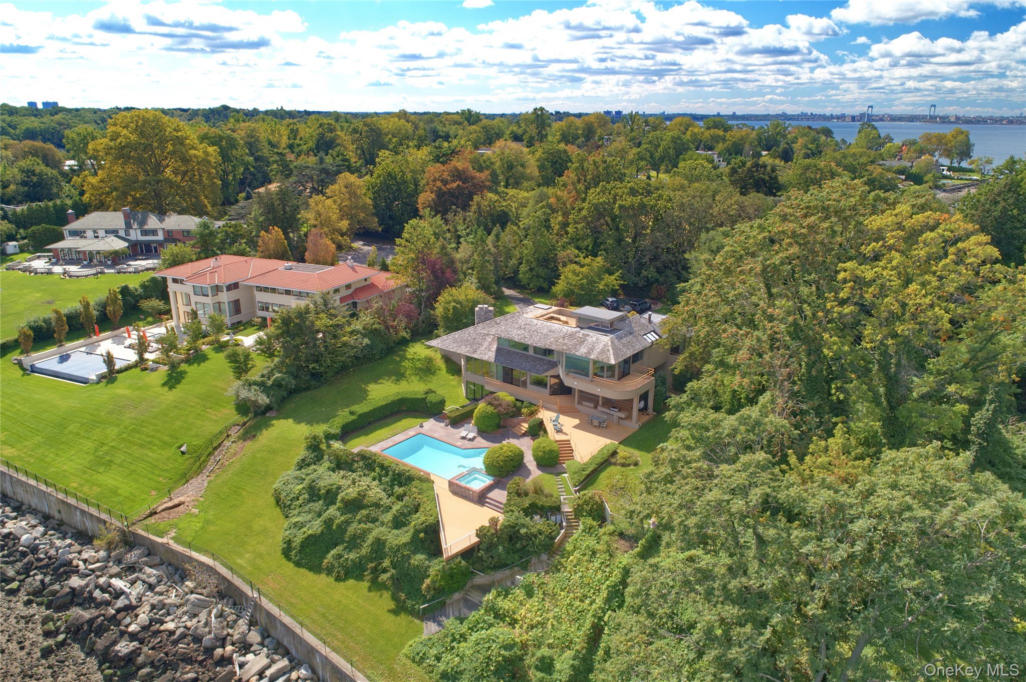 #5 photo, 15 Gatsby Lane, Great Neck , NY 11024