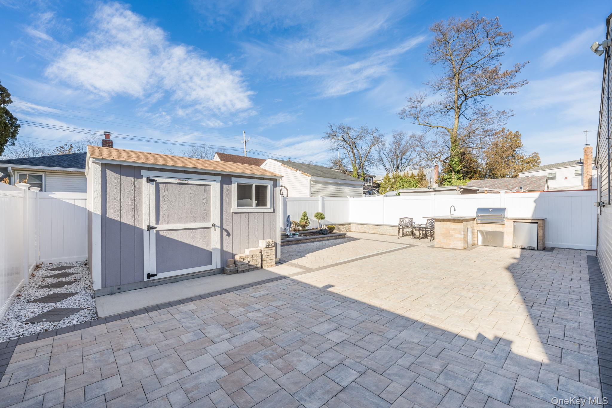 #19 photo, 69 Harriet Avenue, Hempstead , NY 11550