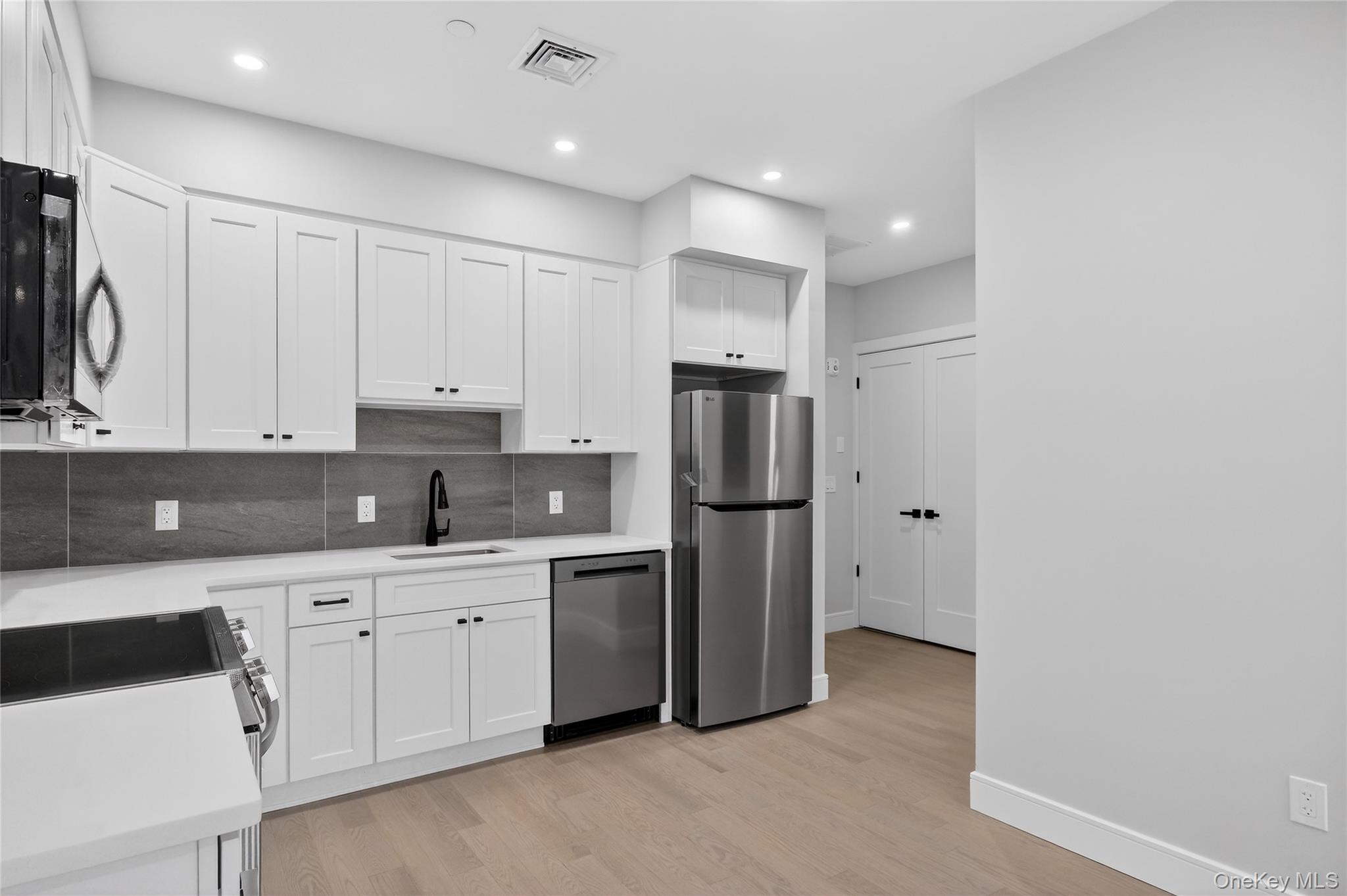 #9 photo, 10 Market Street, Wappingers Falls , NY 12590