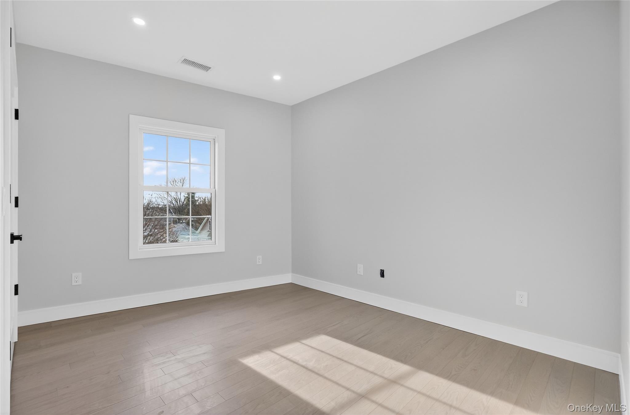 #5 photo, 10 Market Street, Wappingers Falls , NY 12590