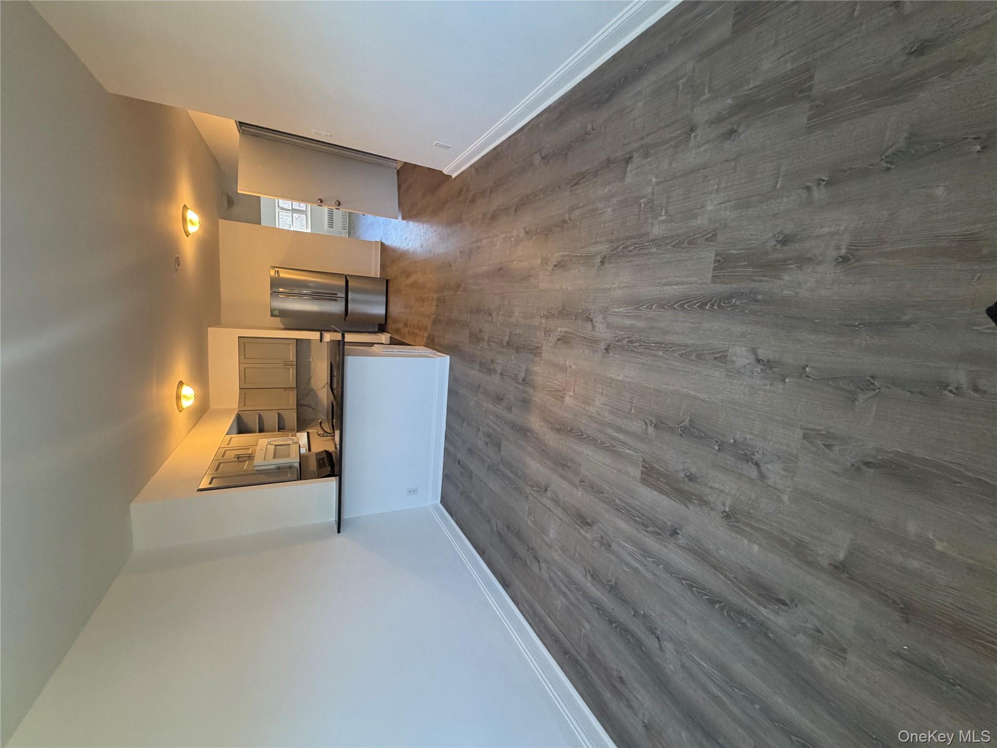 #9 photo, 4048 Harper Avenue, Bronx , NY 10466