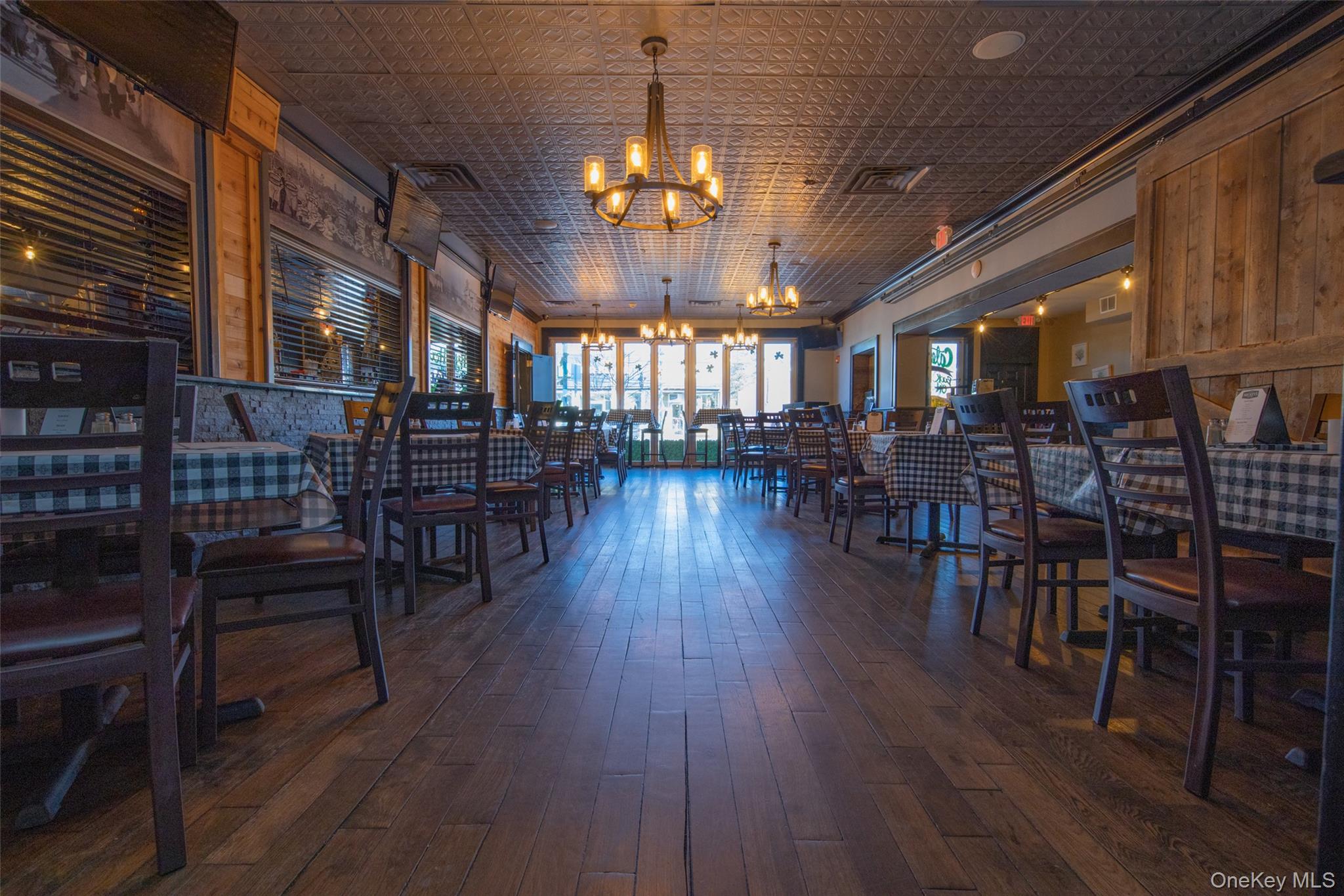 #8 photo, 50 E Central Avenue, Pearl River , NY 10965