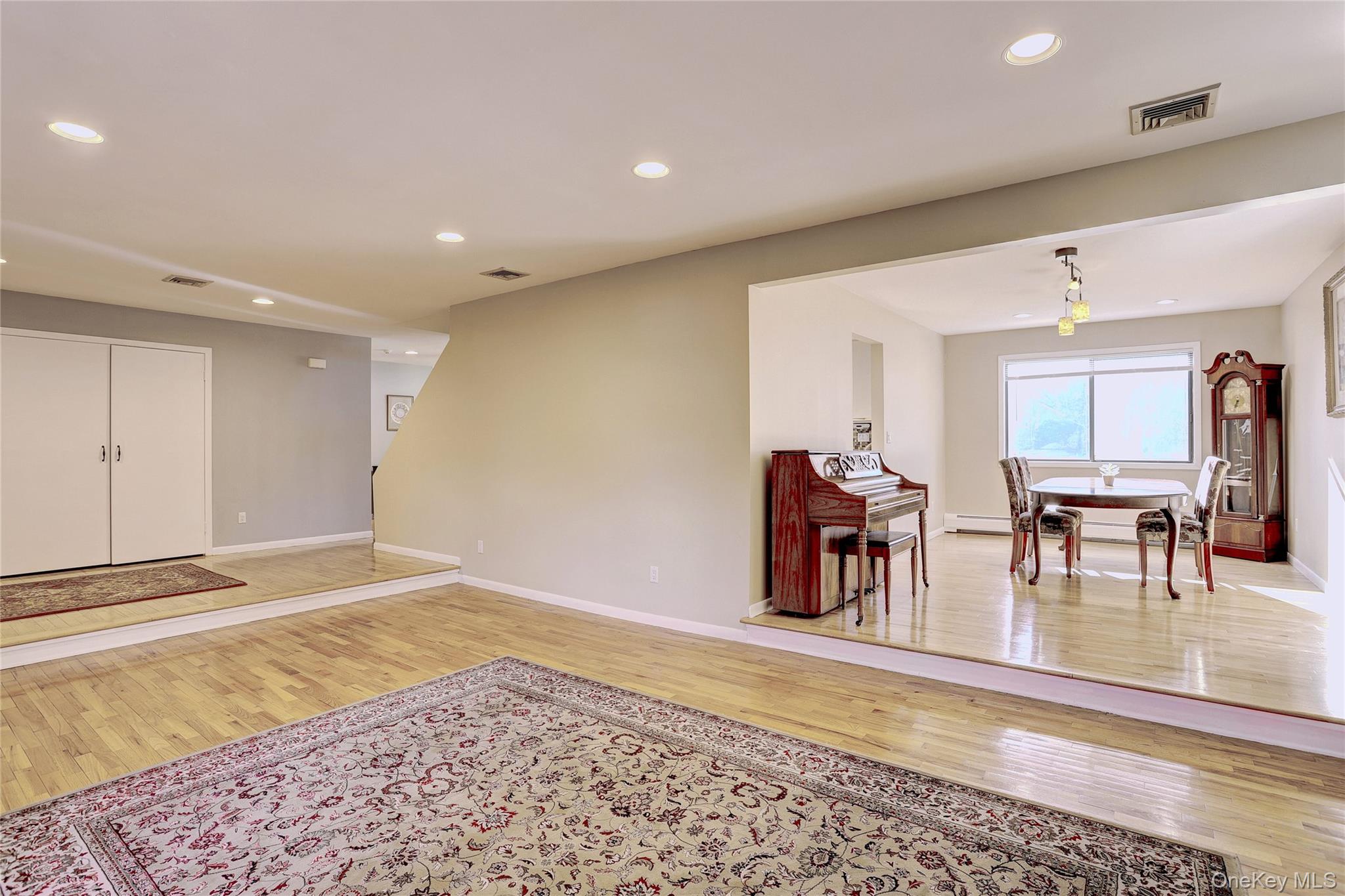 #5 photo, 7 Pecan Valley Drive, New City , NY 10956