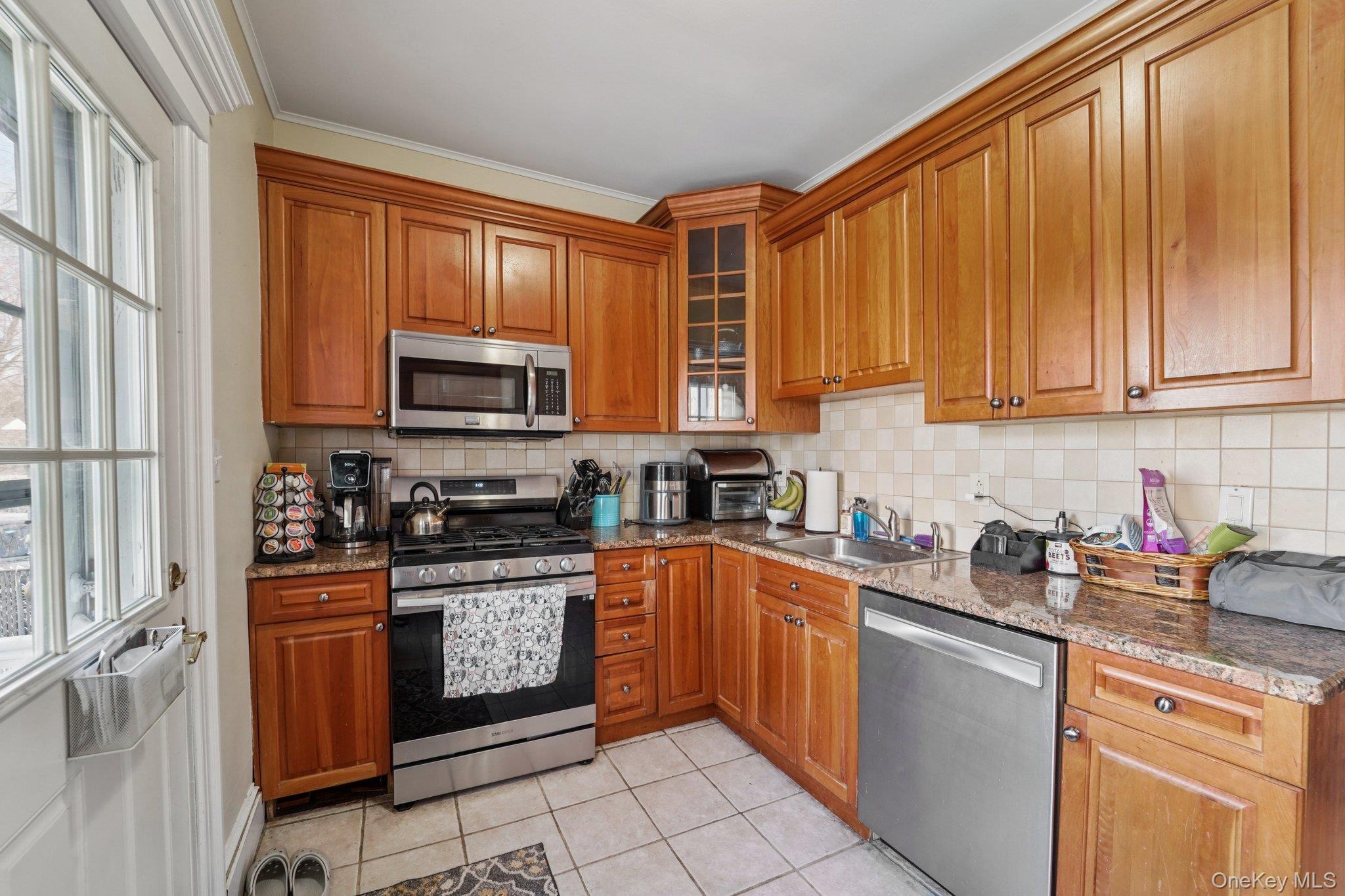 #11 photo, 76 E Maple Avenue, Suffern , NY 10901