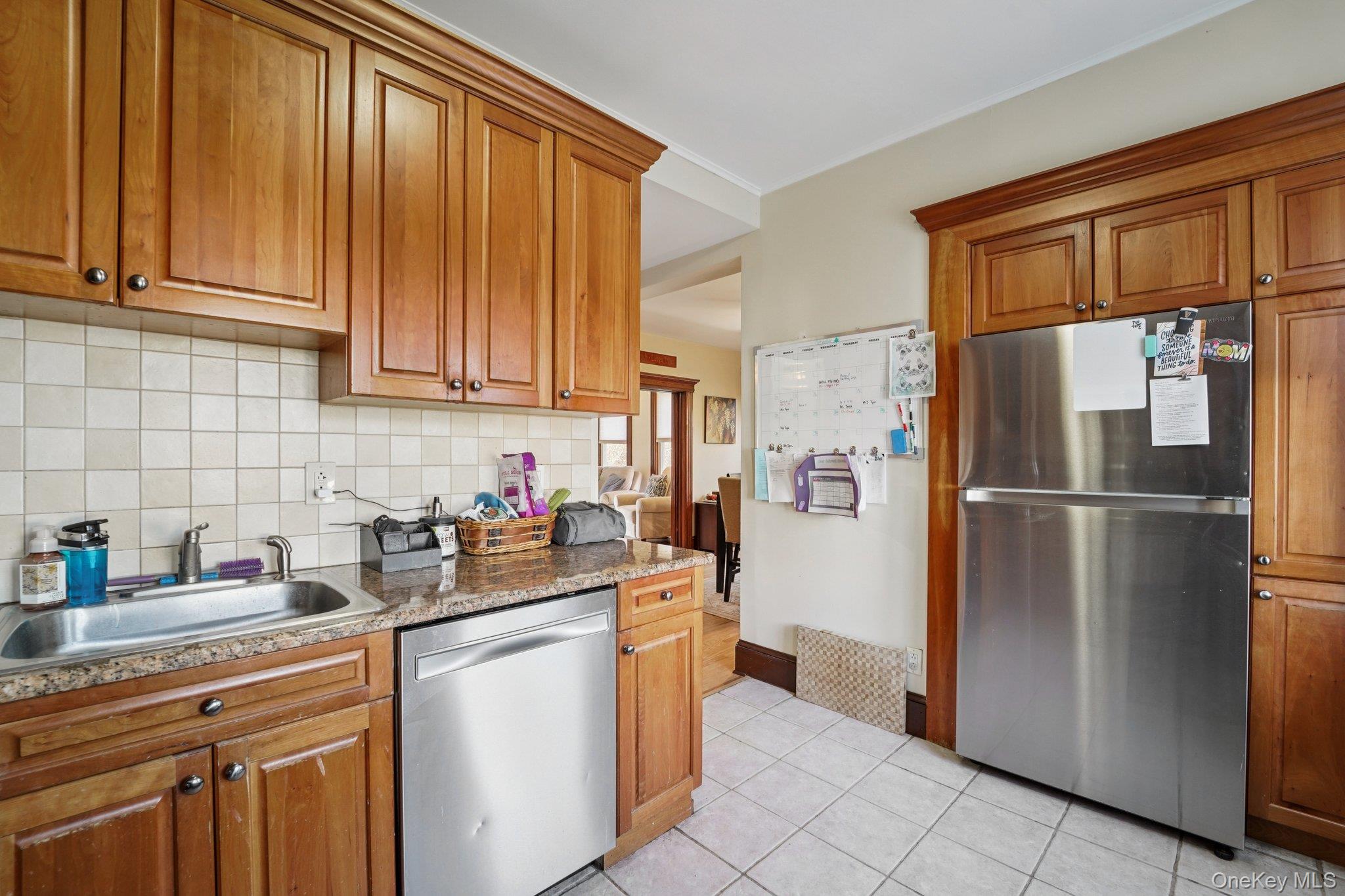 #12 photo, 76 E Maple Avenue, Suffern , NY 10901