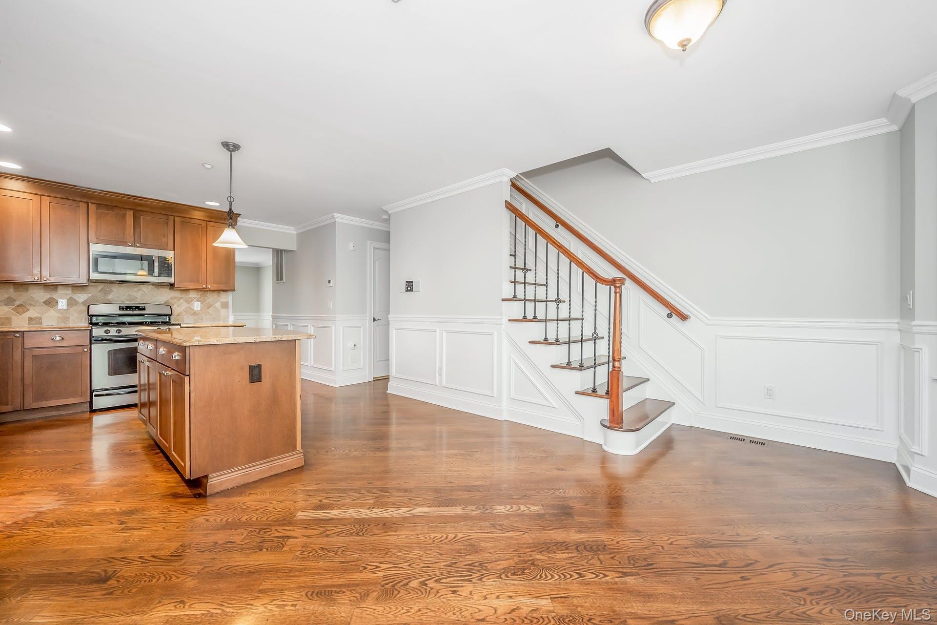 #14 photo, 85 Park Avenue, West Harrison , NY 10604