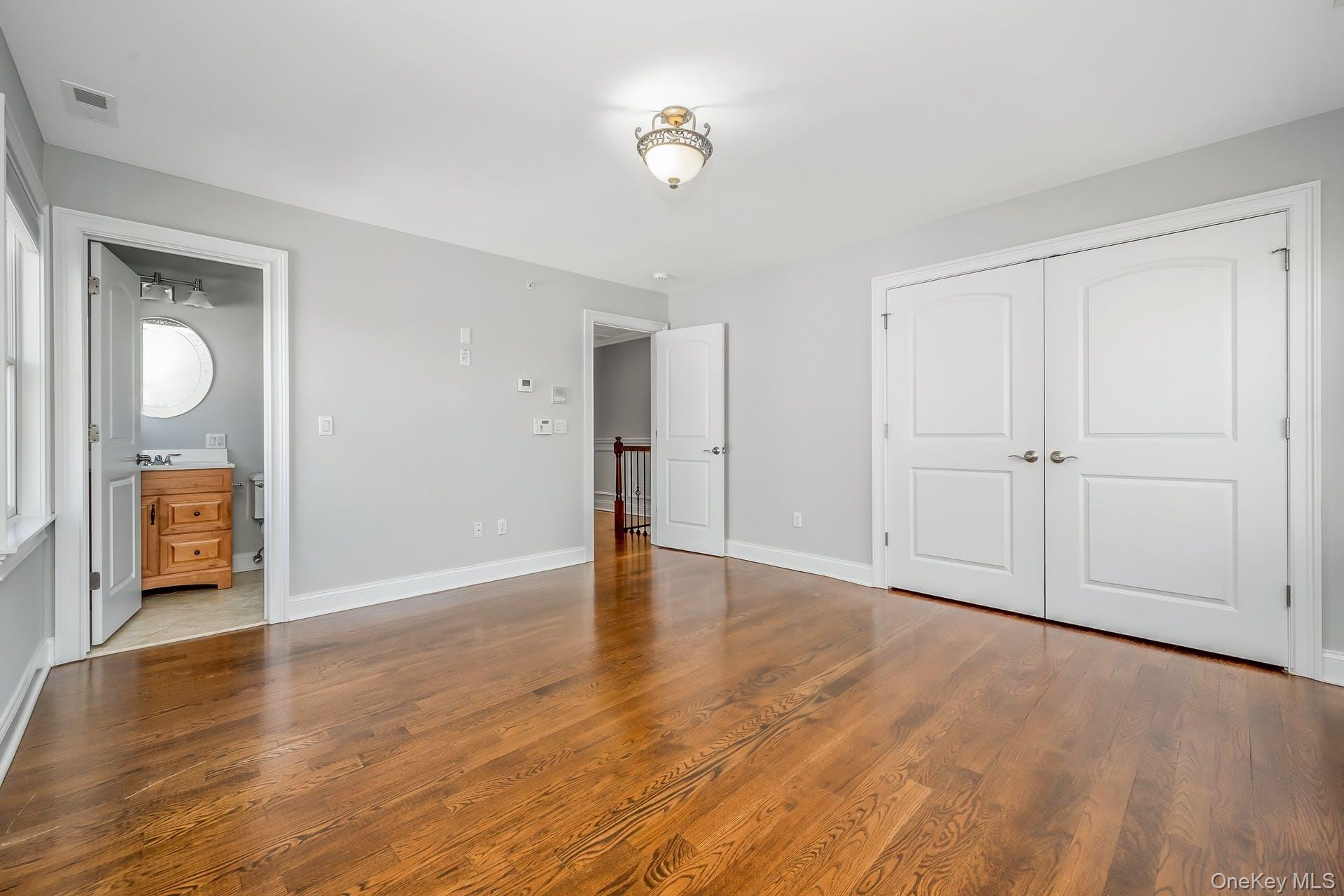 #20 photo, 85 Park Avenue, West Harrison , NY 10604