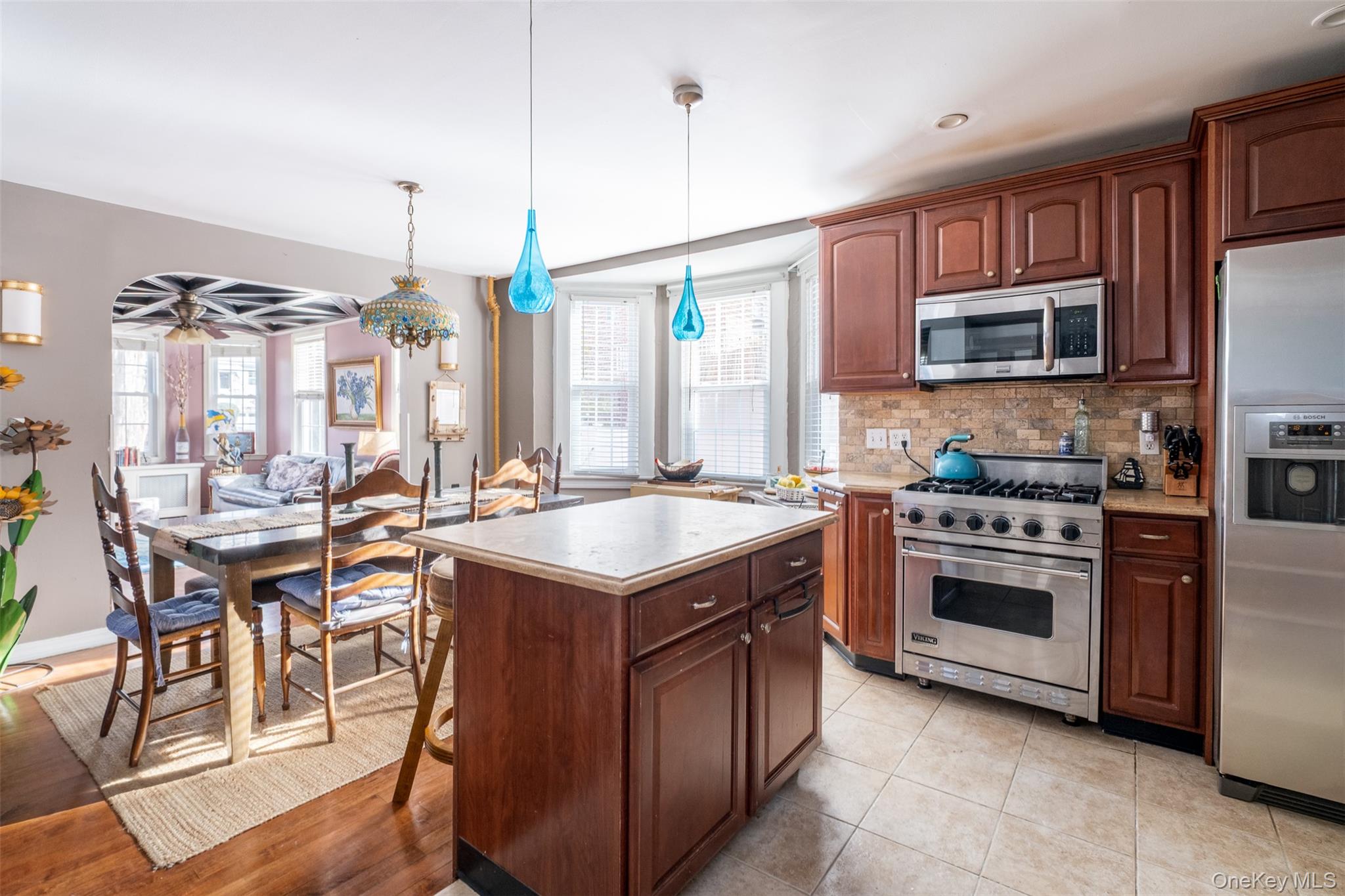 #6 photo, 469 Minnieford Avenue, Bronx , NY 10464