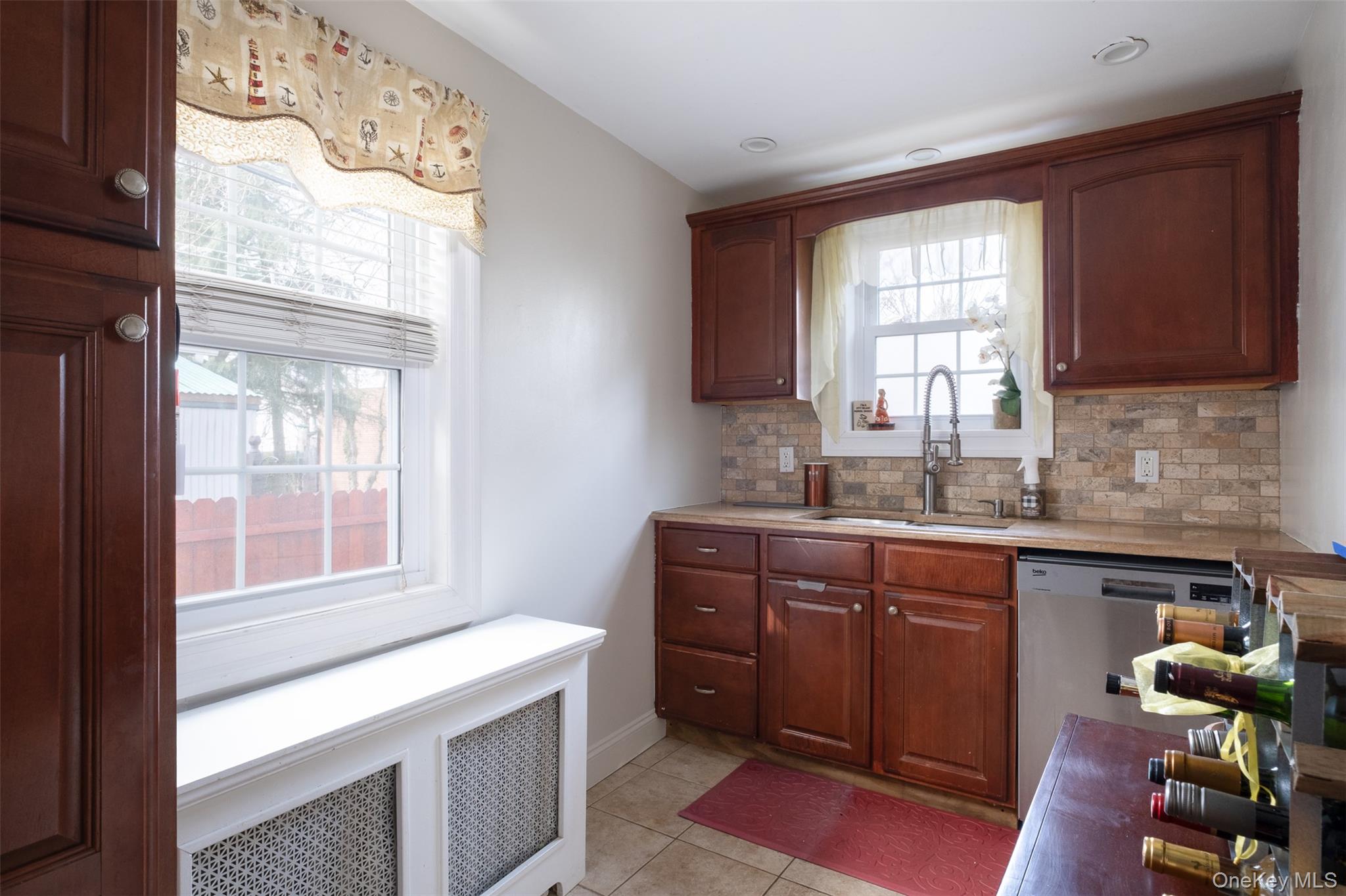 #9 photo, 469 Minnieford Avenue, Bronx , NY 10464