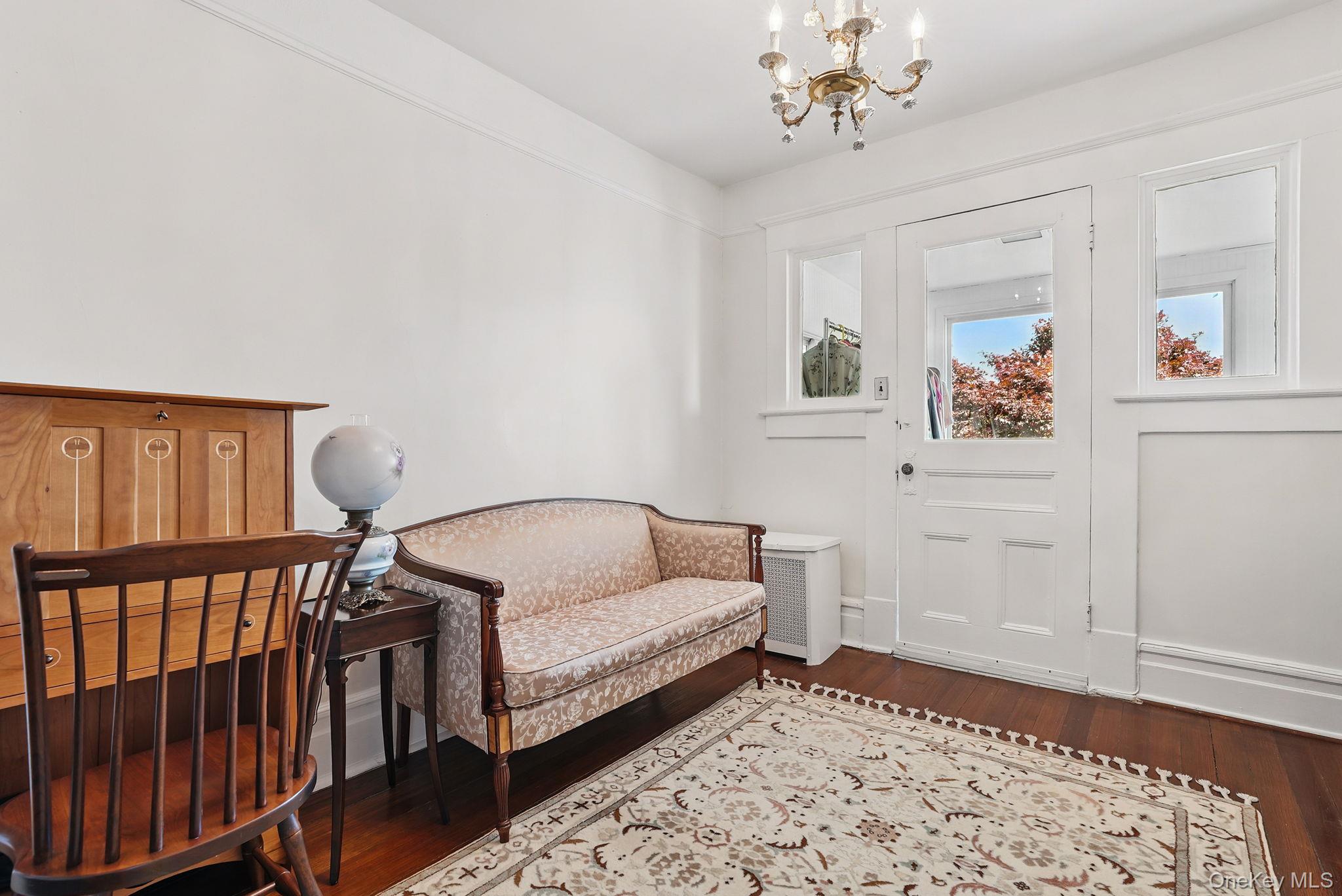 #10 photo, 134 Old Mamaroneck Road, White Plains , NY 10605