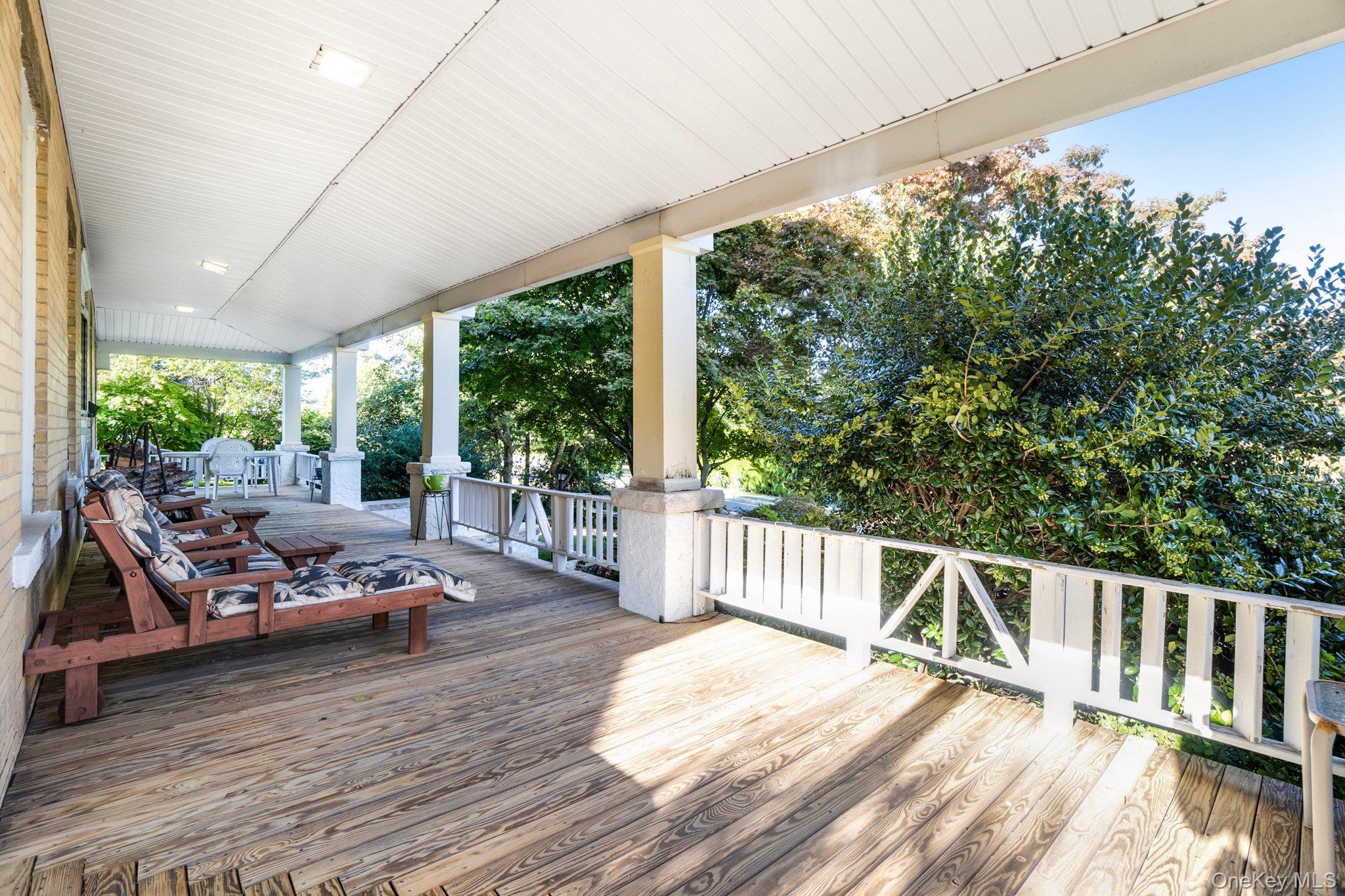 #18 photo, 134 Old Mamaroneck Road, White Plains , NY 10605