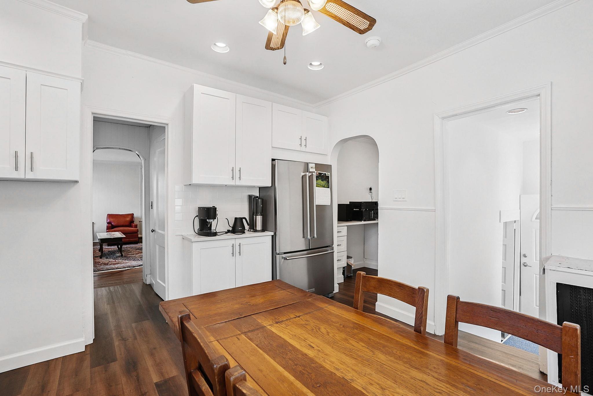 #4 photo, 134 Old Mamaroneck Road, White Plains , NY 10605