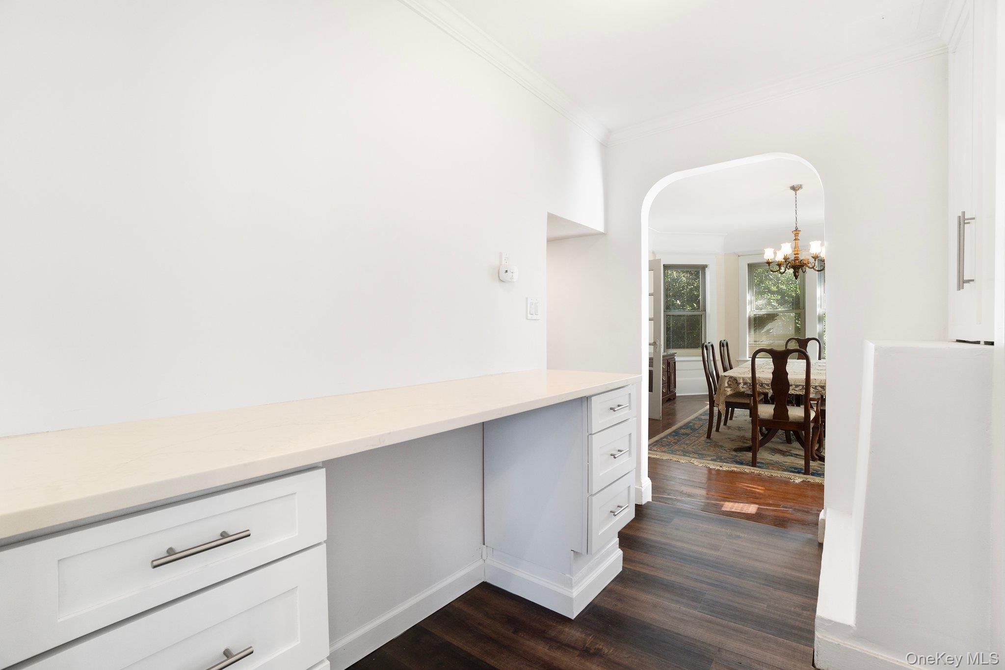 #6 photo, 134 Old Mamaroneck Road, White Plains , NY 10605