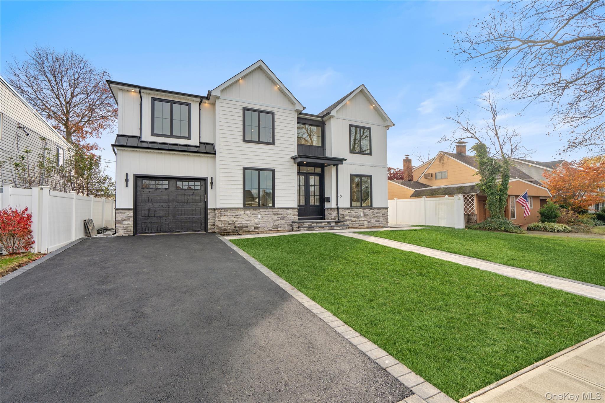 #1 photo, 908 Maple Lane, East Meadow , NY 11554