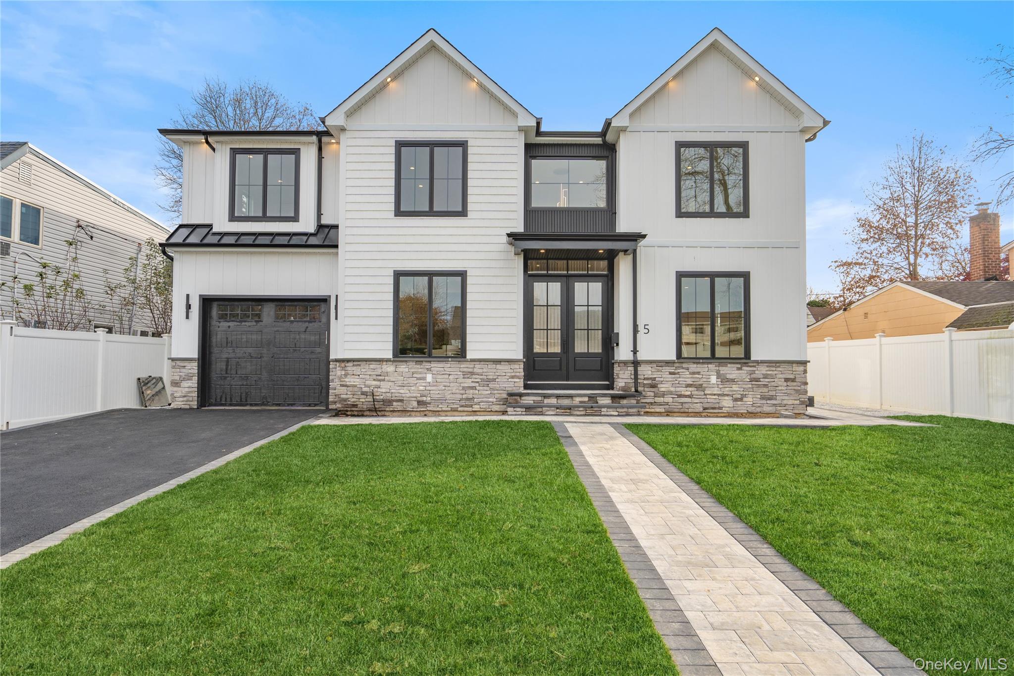 #2 photo, 908 Maple Lane, East Meadow , NY 11554