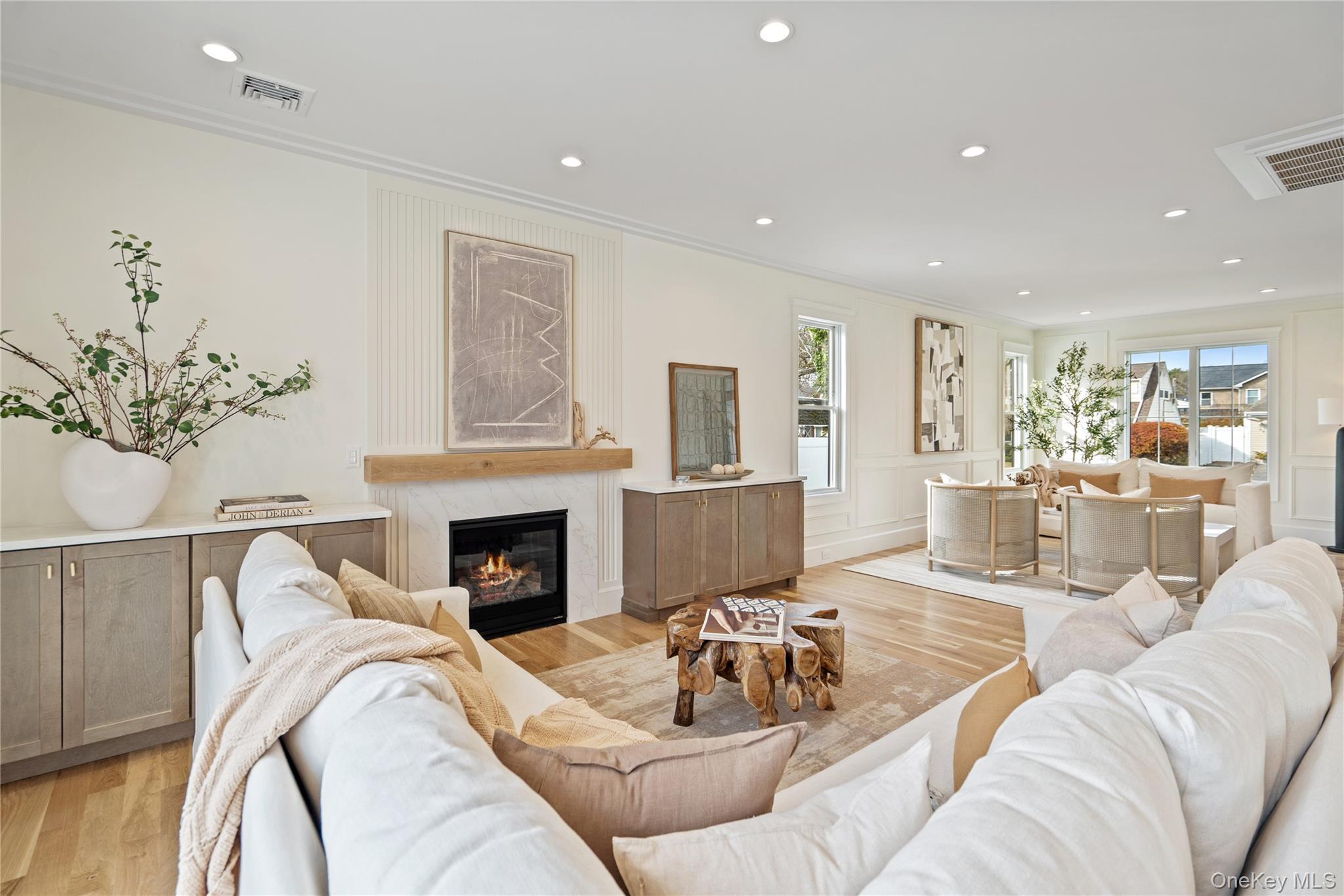 #7 photo, 908 Maple Lane, East Meadow , NY 11554