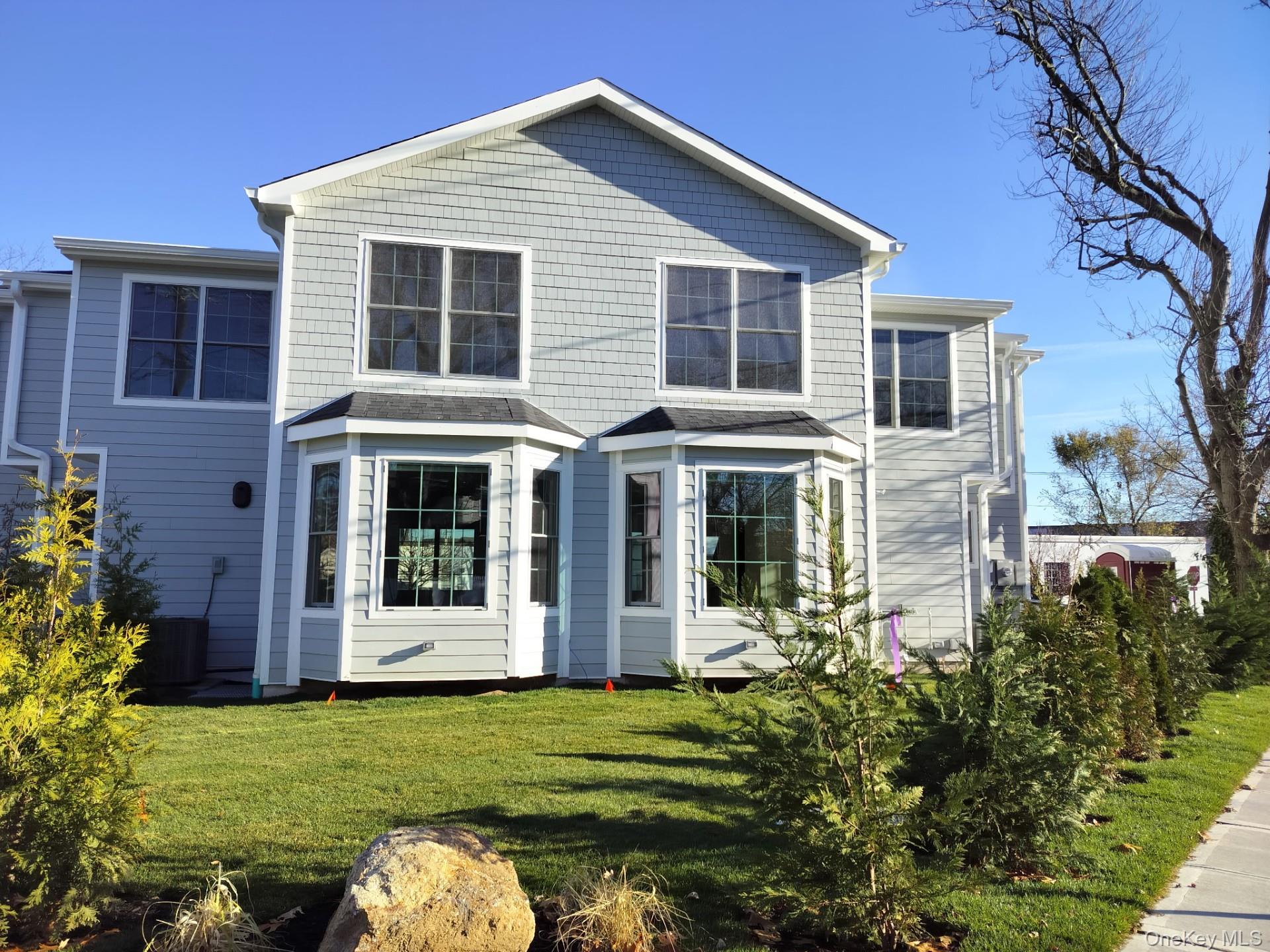 #2 photo, One Manhasset Avenue, Port Washington , NY 11050