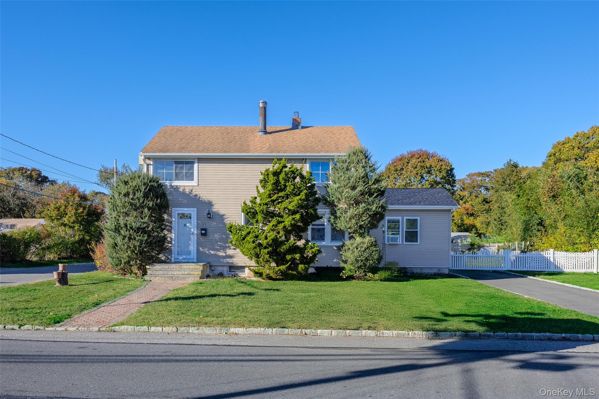 #1 photo, 17 Andrew Avenue, Islip Terrace , NY 11752