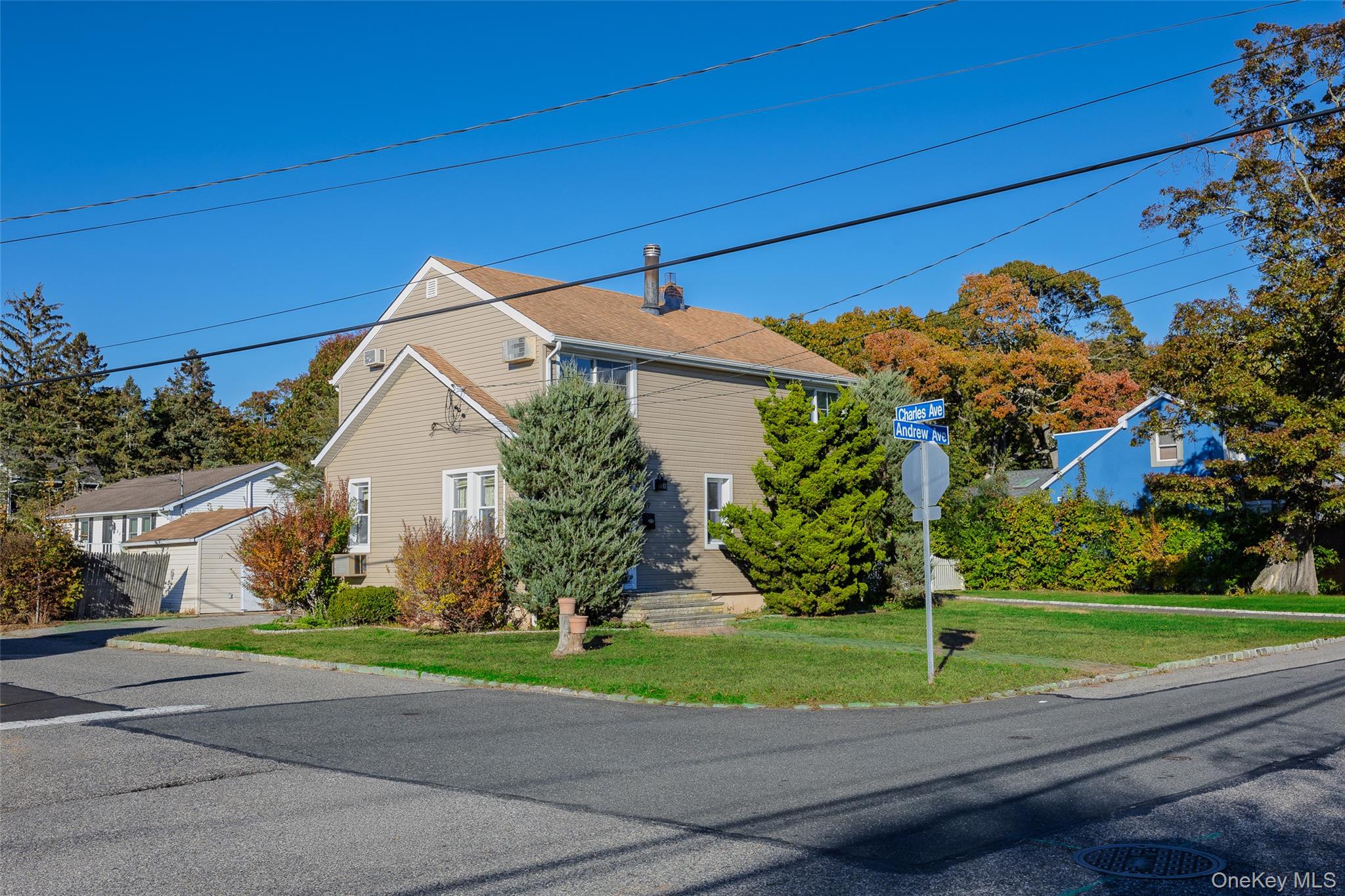 #5 photo, 17 Andrew Avenue, Islip Terrace , NY 11752
