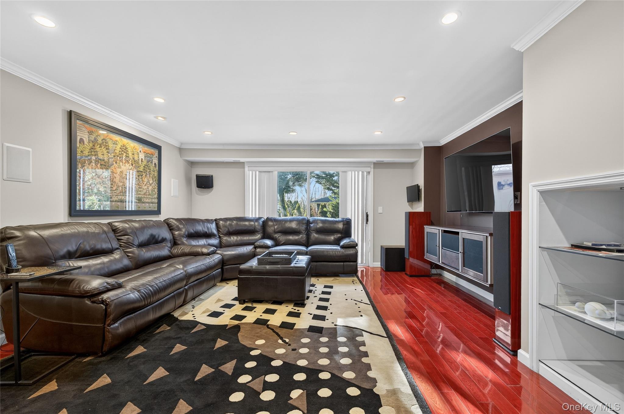 #15 photo, 1 Peppermill Road, नासाउ काउंटी Roslyn , NY 11576