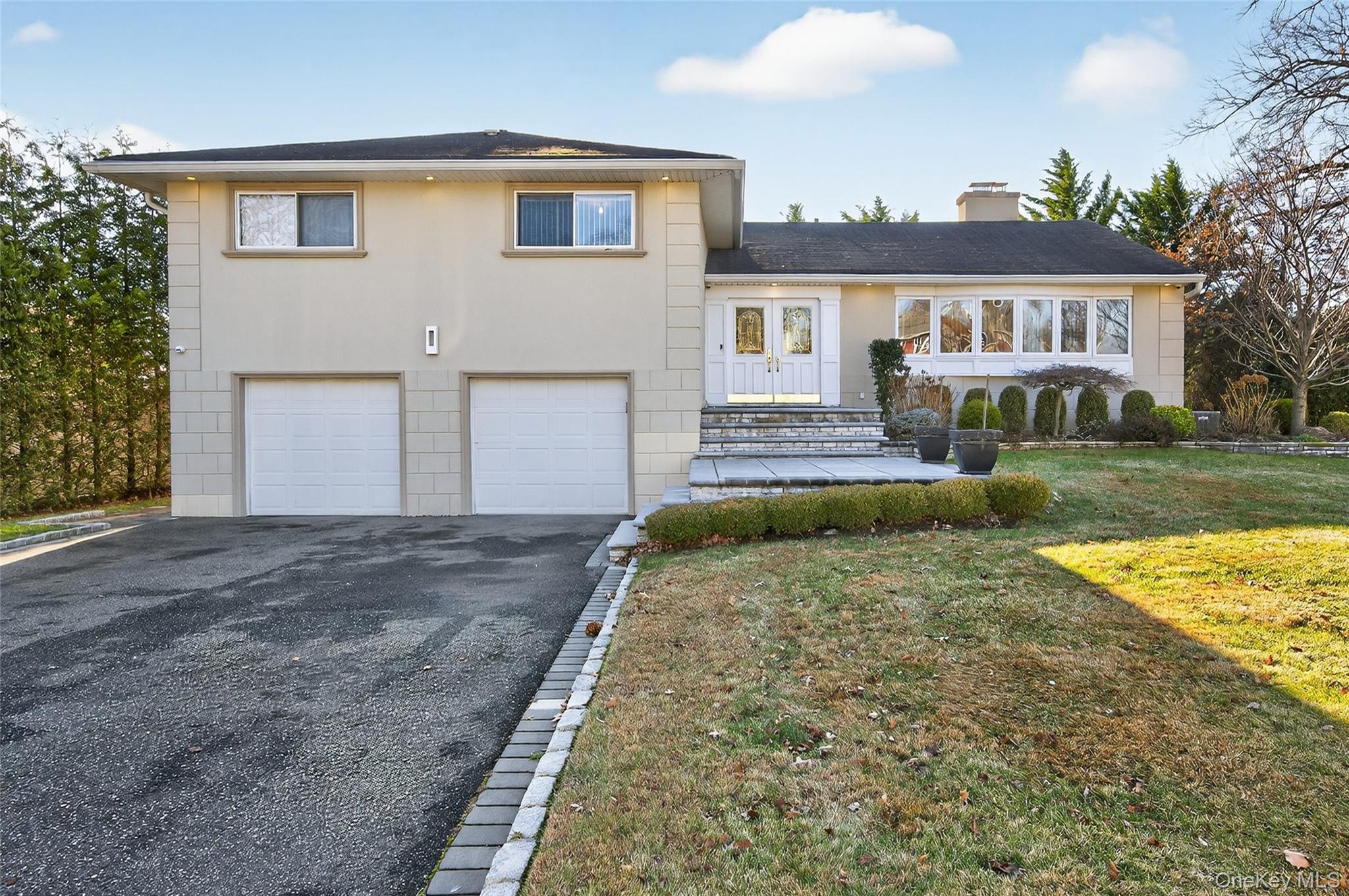 #4 photo, 1 Peppermill Road, नासाउ काउंटी Roslyn , NY 11576