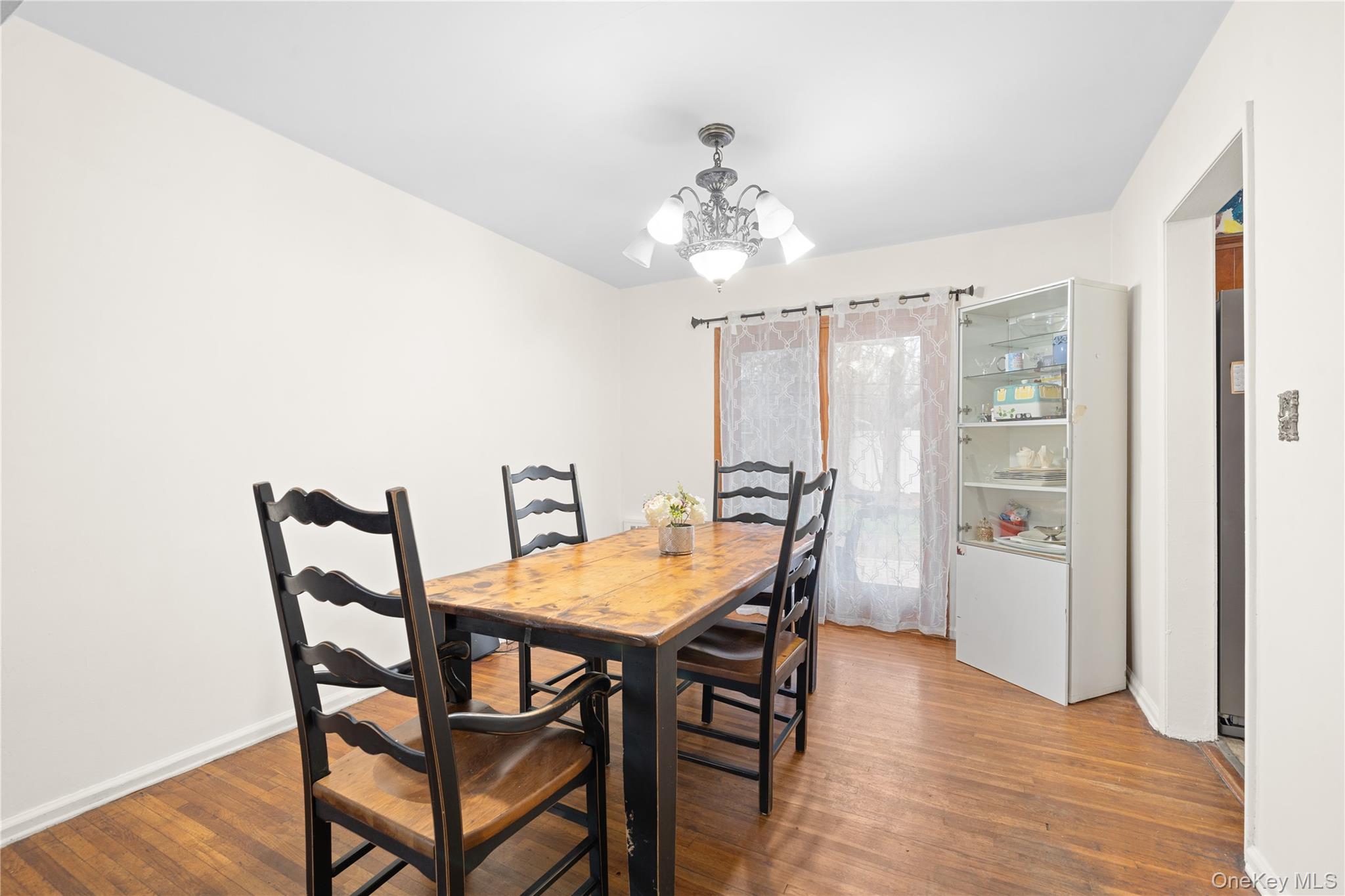 #13 photo, 831 Dean Drive, Baldwin , NY 11510