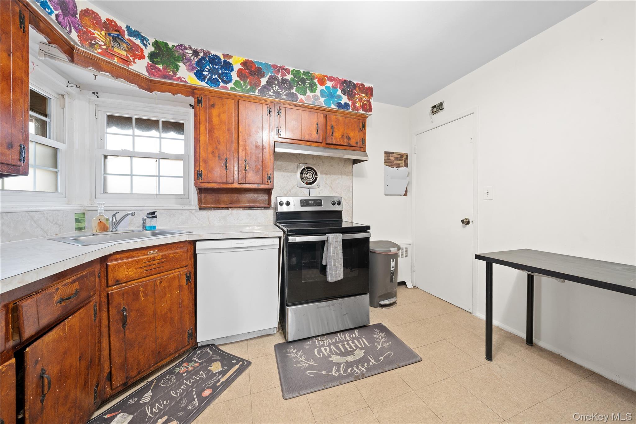 #16 photo, 831 Dean Drive, Baldwin , NY 11510