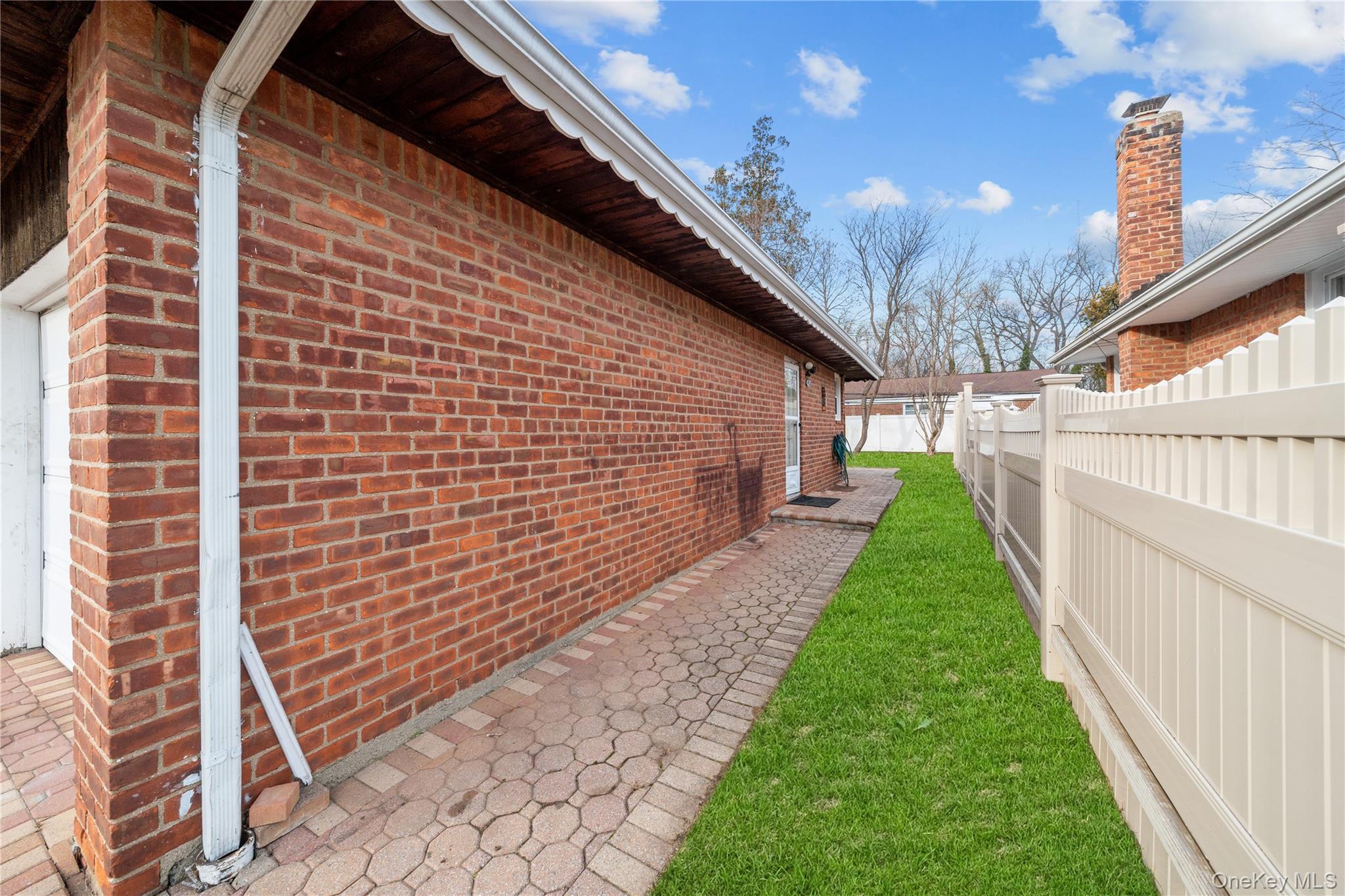 #4 photo, 831 Dean Drive, Baldwin , NY 11510