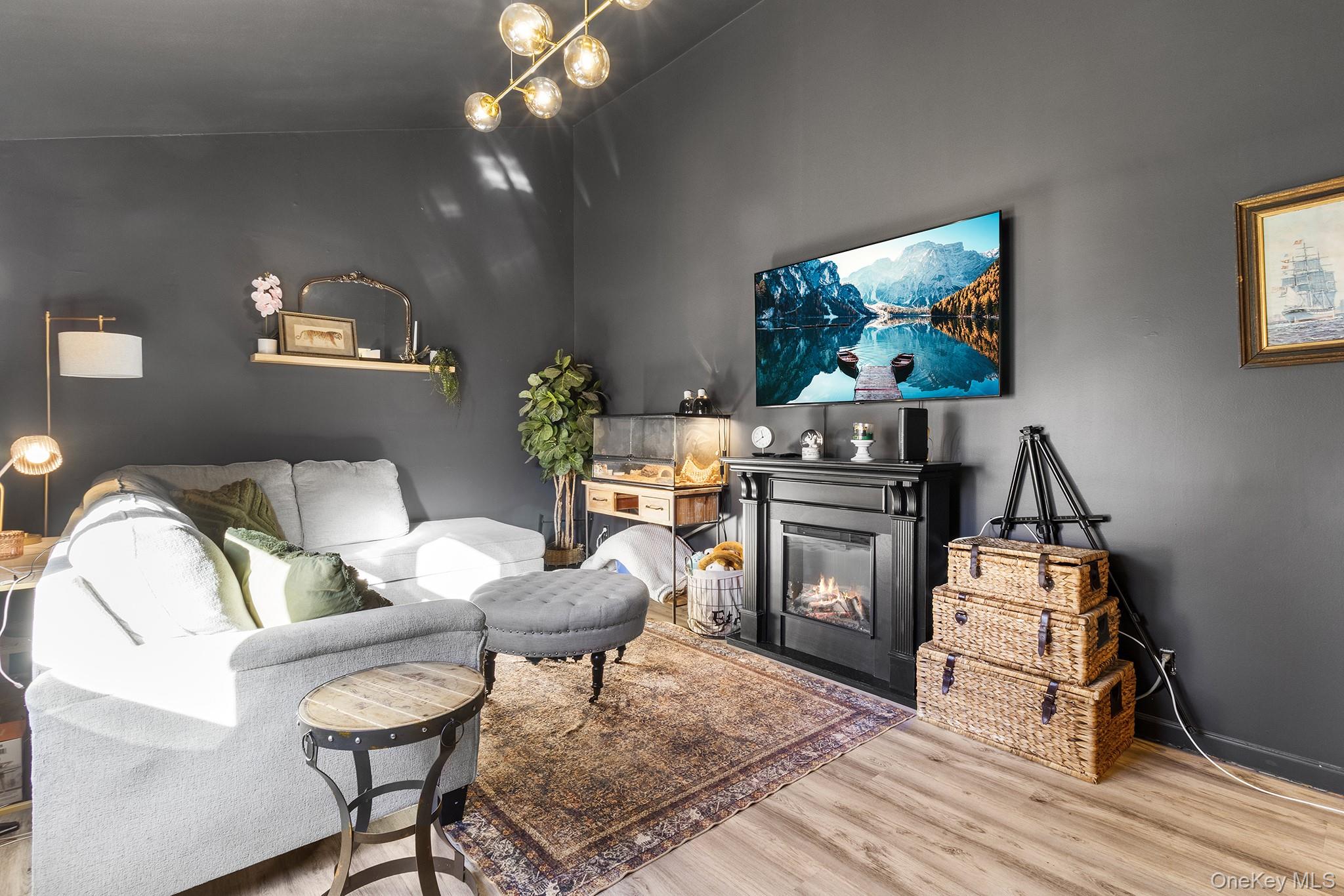 #5 photo, 24 Parkside Avenue, سوفولك Miller Place , NY 11764