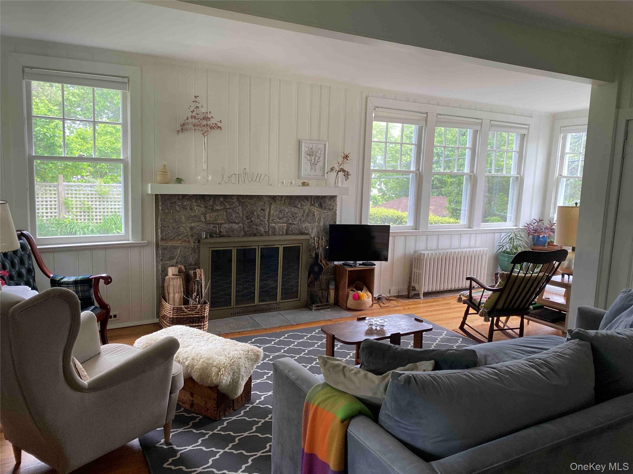 #2 photo, 161 15th Avenue, নাসাউ কাউন্টি Sea Cliff , NY 11579