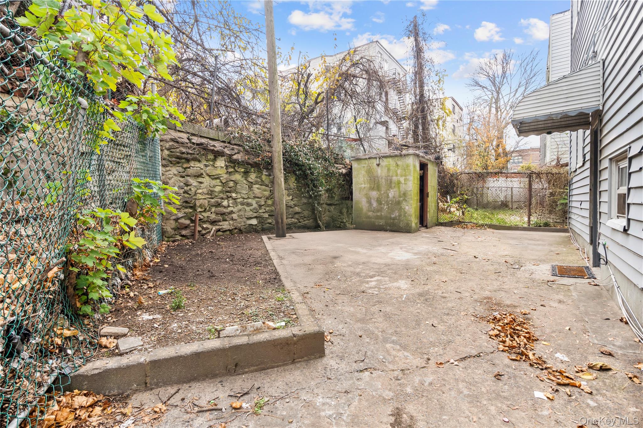 #11 photo, 28-32 Van Cortlandt Park Avenue, Yonkers , NY 10705