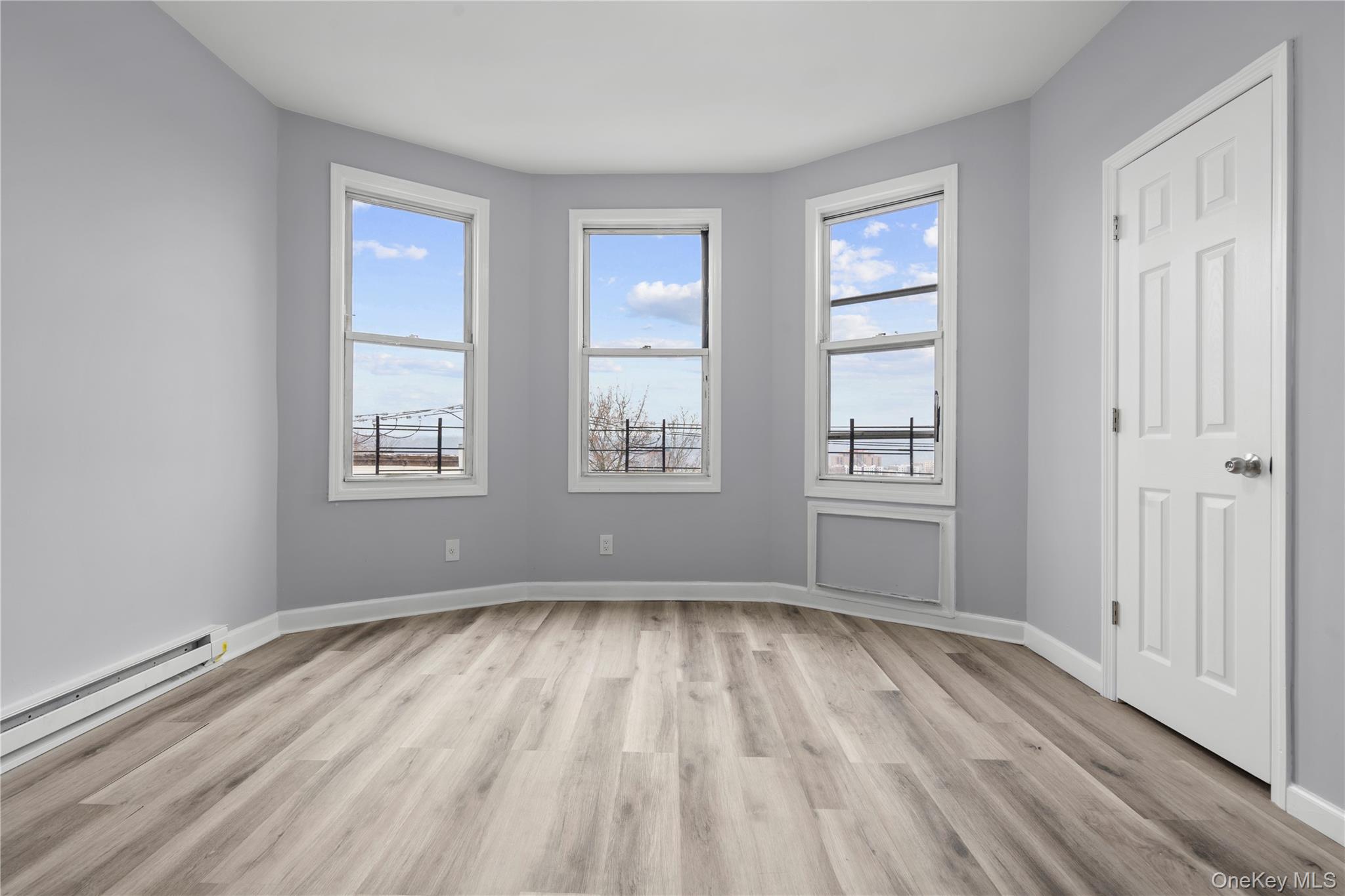 #9 photo, 28-32 Van Cortlandt Park Avenue, Yonkers , NY 10705