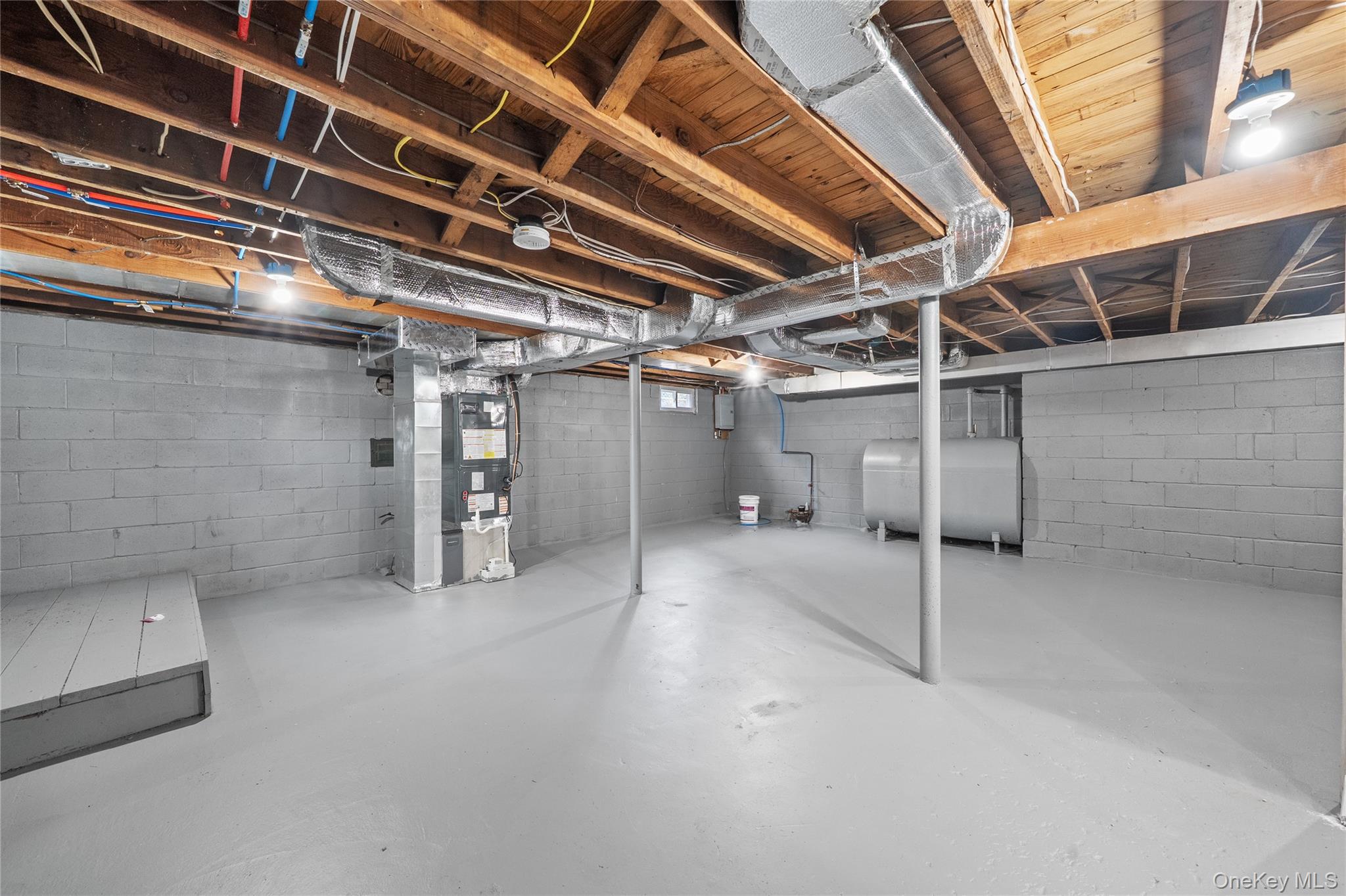 #19 photo, 78 Phelps Lane, North Babylon , NY 11703