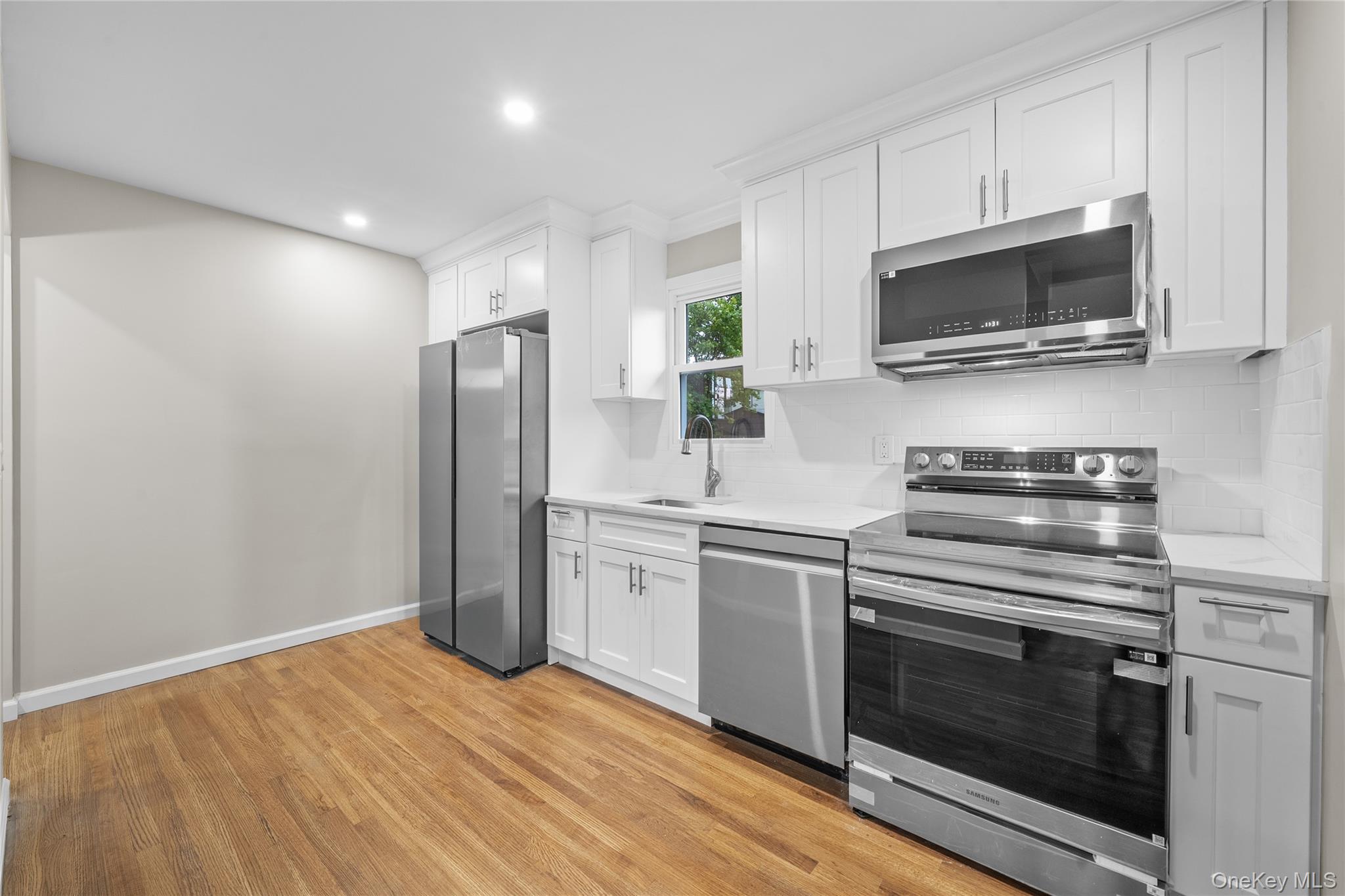 #4 photo, 78 Phelps Lane, North Babylon , NY 11703