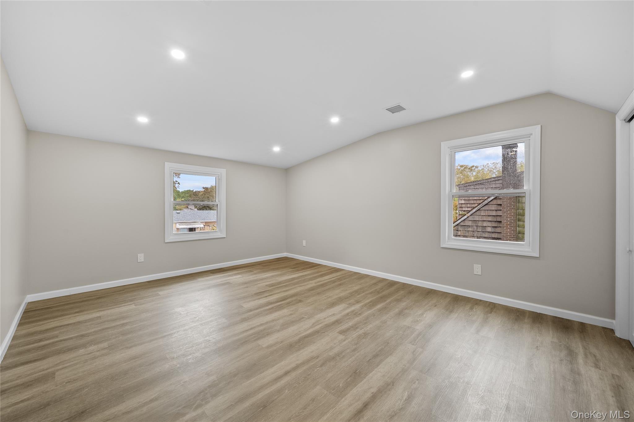 #9 photo, 78 Phelps Lane, North Babylon , NY 11703