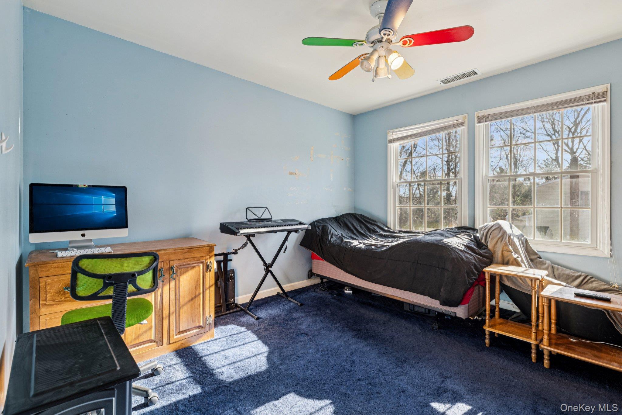 #19 photo, 10 W Sanders Street, Greenlawn , NY 11740