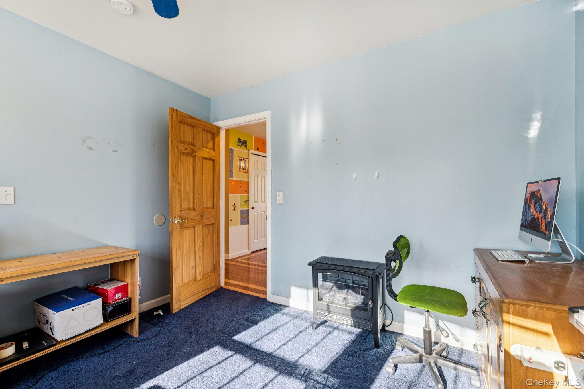 #20 photo, 10 W Sanders Street, Greenlawn , NY 11740