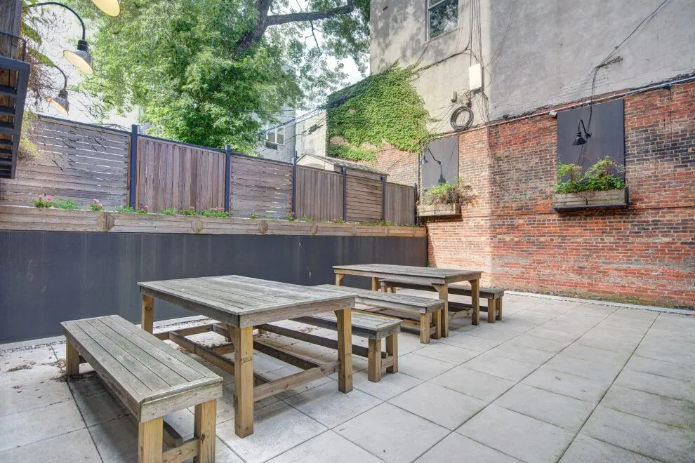 #8 photo, 390 LORIMER Street, Williamsburg , NY 11206