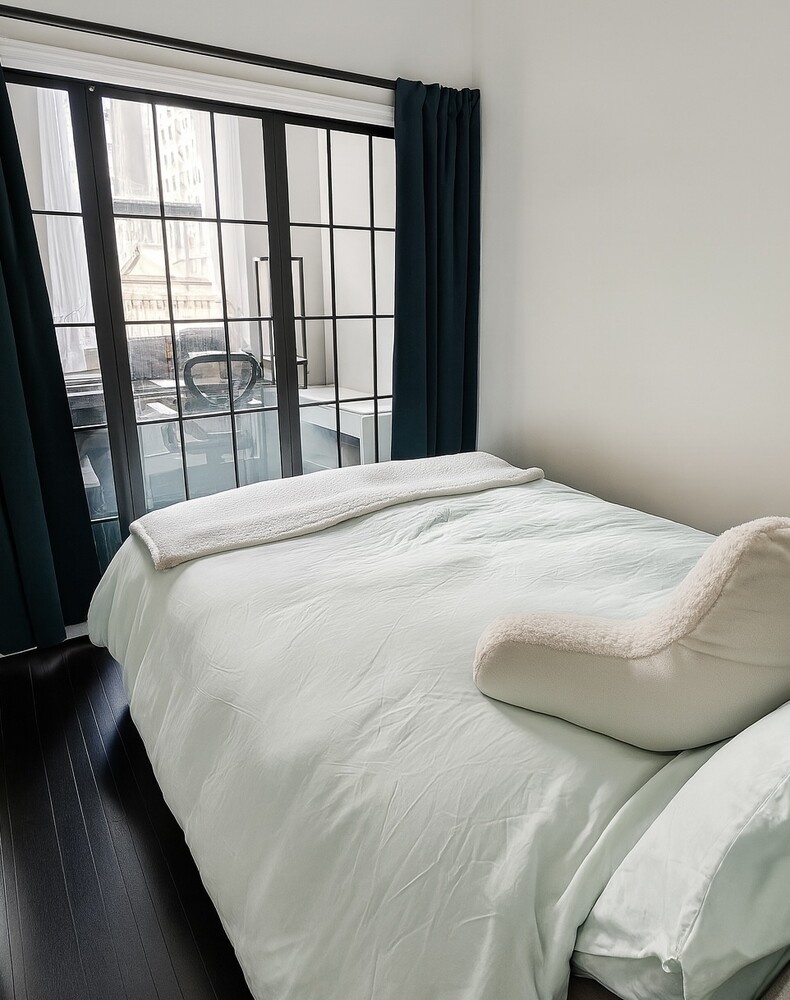 #5 photo, 20 PINE Street, Financial District , NY 10005