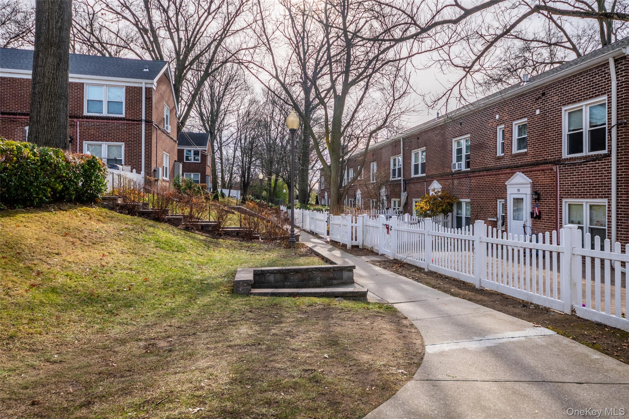 #1 photo, 100 Hilltop Acres, Yonkers , NY 10704