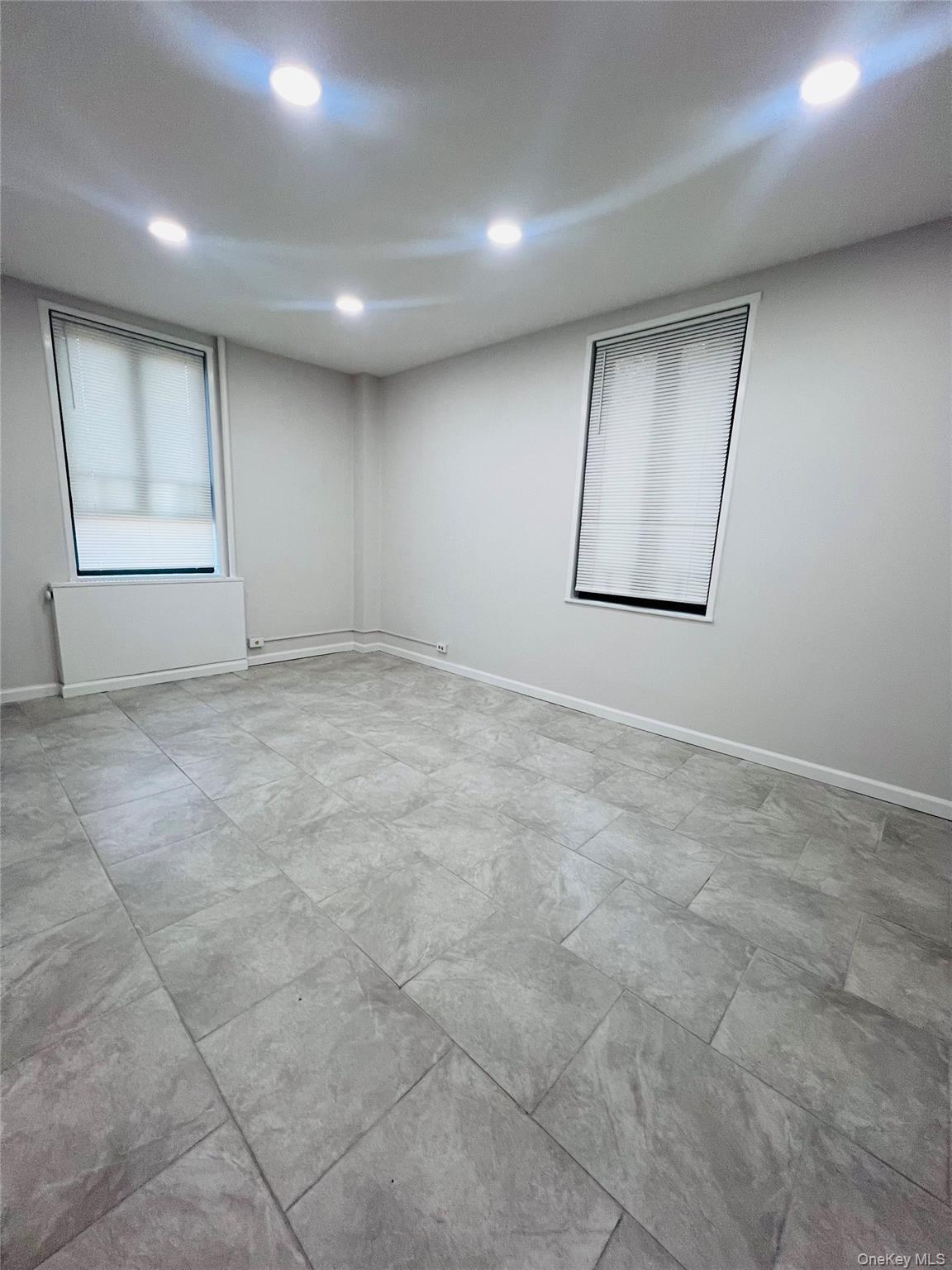 #8 photo, 2200 E Tremont Avenue, Bronx , NY 10462