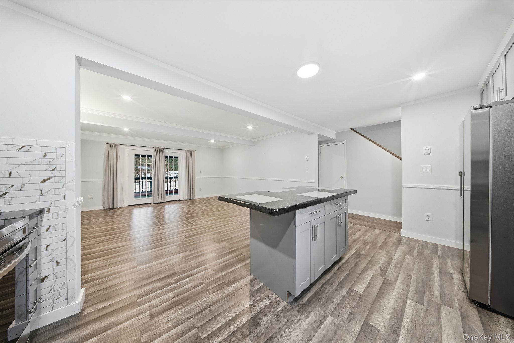 #20 photo, 17 Elizabeth Way, Kiamesha Lake , NY 12751