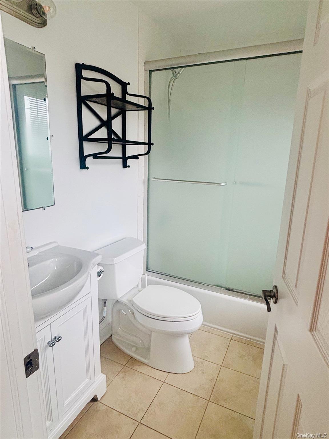 #8 photo, 16 S Regent Street, Port Chester , NY 10573