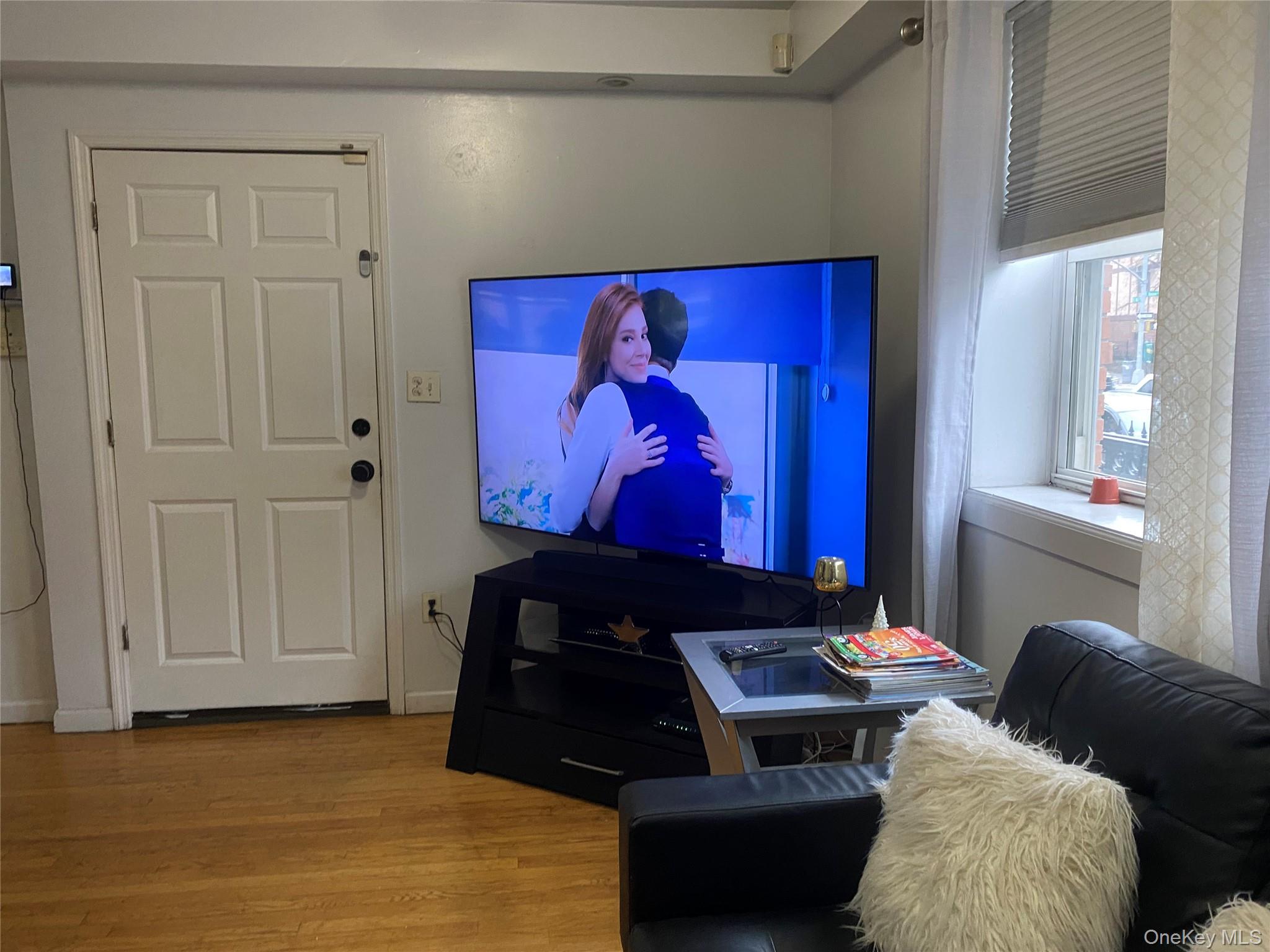 #3 photo, 799 E 163rd Street, Bronx , NY 10456