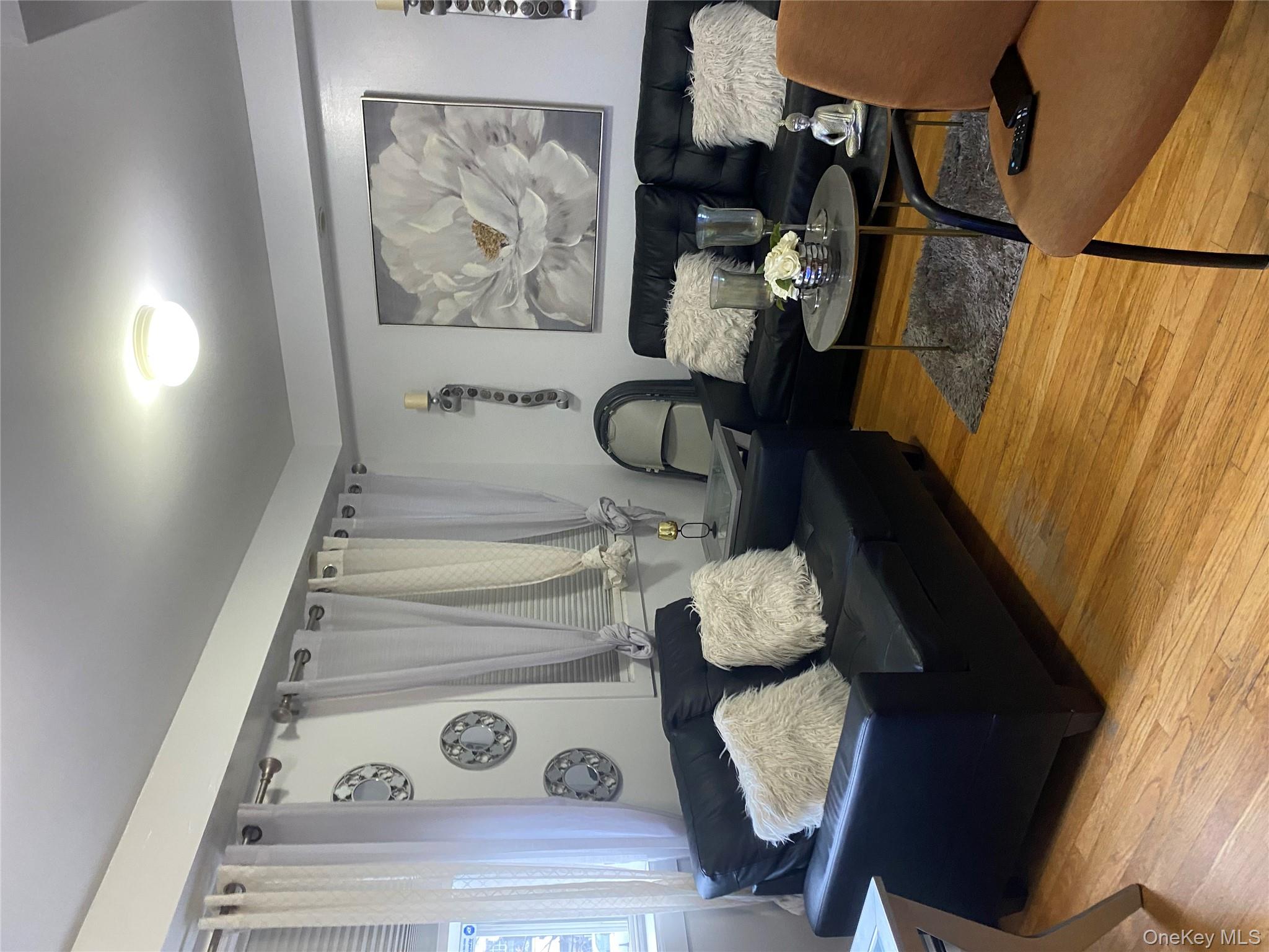 #4 photo, 799 E 163rd Street, Bronx , NY 10456