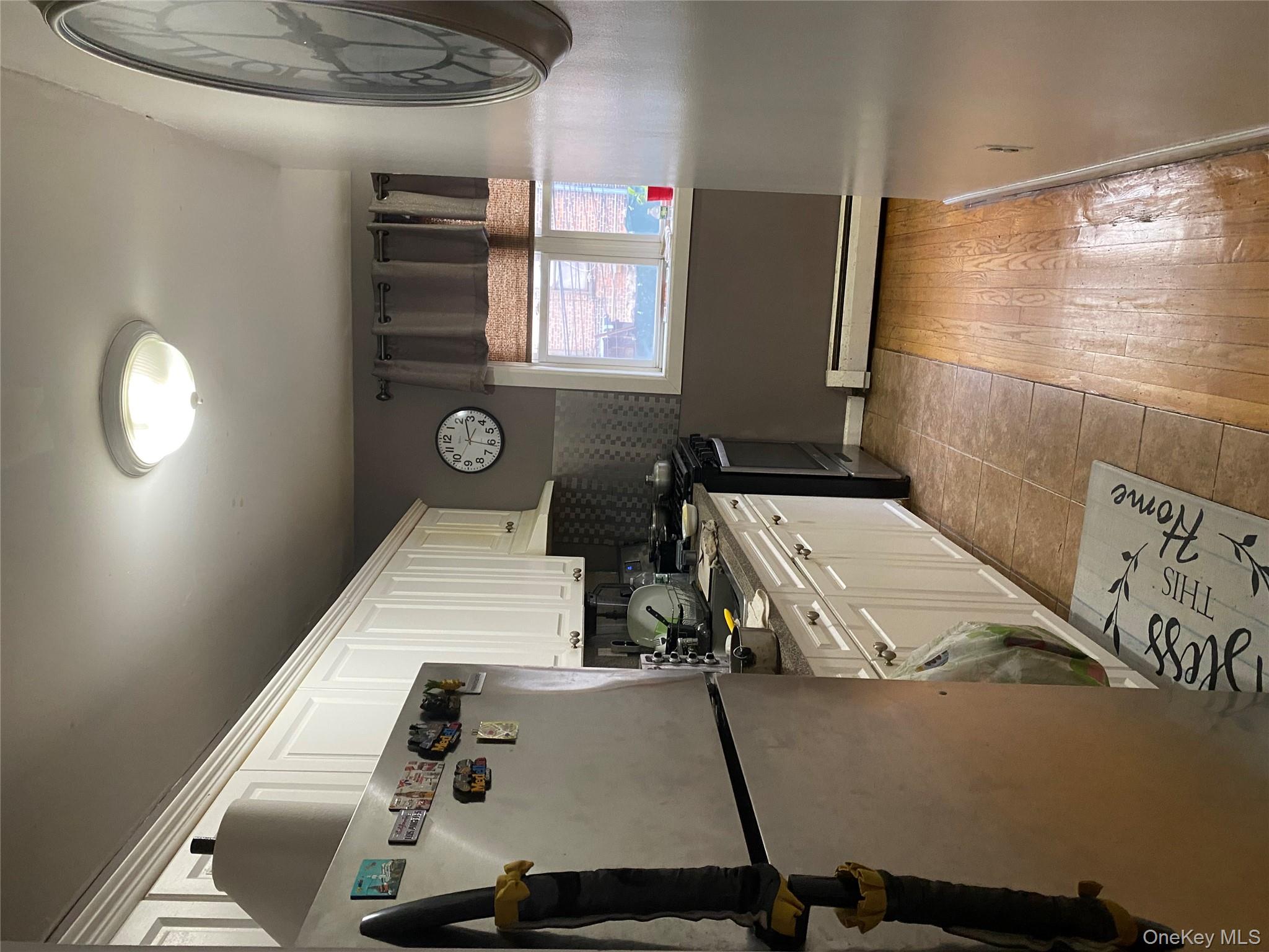 #5 photo, 799 E 163rd Street, Bronx , NY 10456